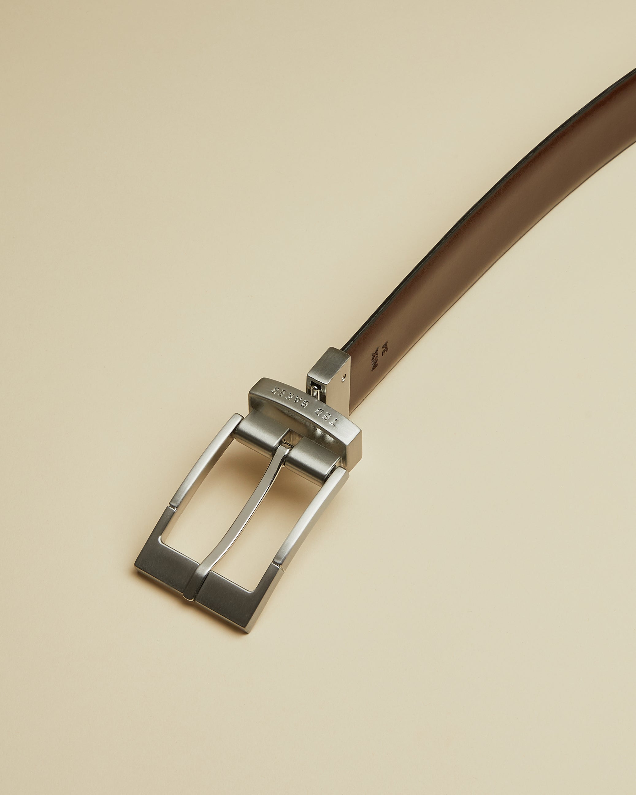 Connary Reversible Leather Belt Black