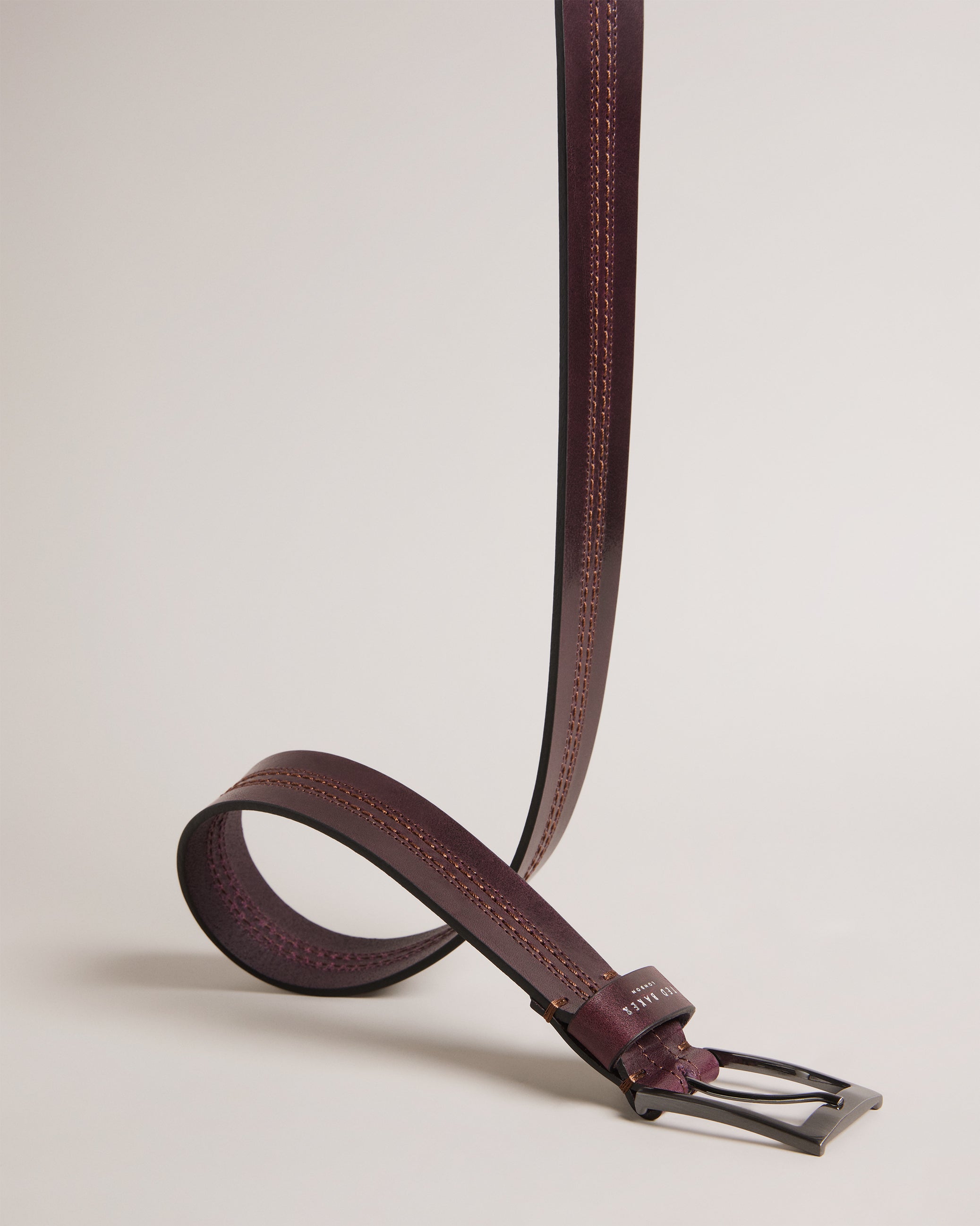Crisic Stitch Detail Leather Belt Oxblood