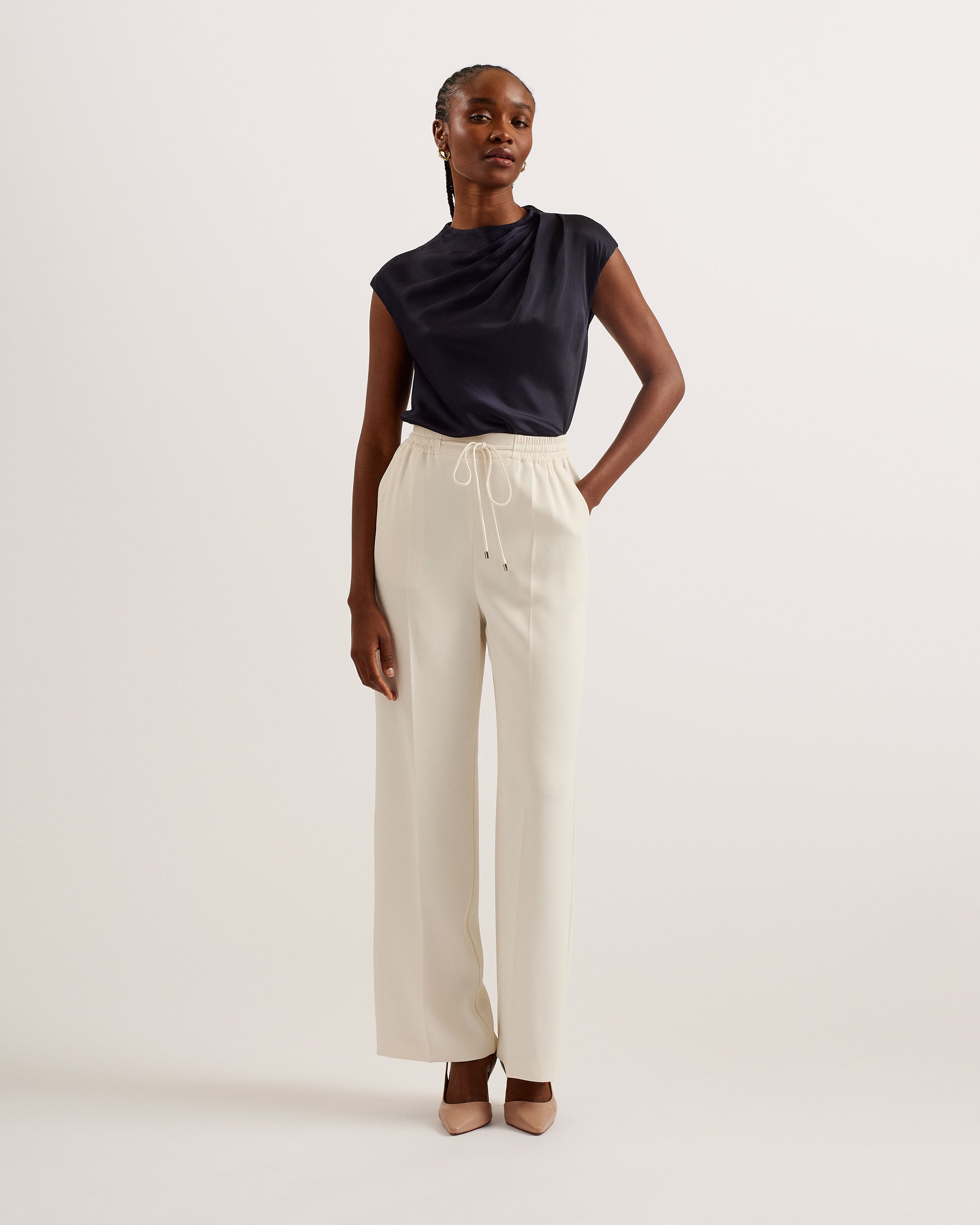 Liliaah Wide Leg Jogger Ivory