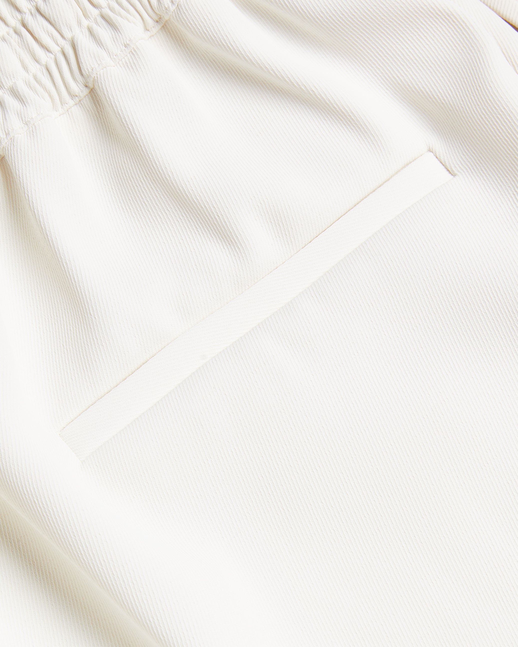 Liliaah Wide Leg Jogger Ivory