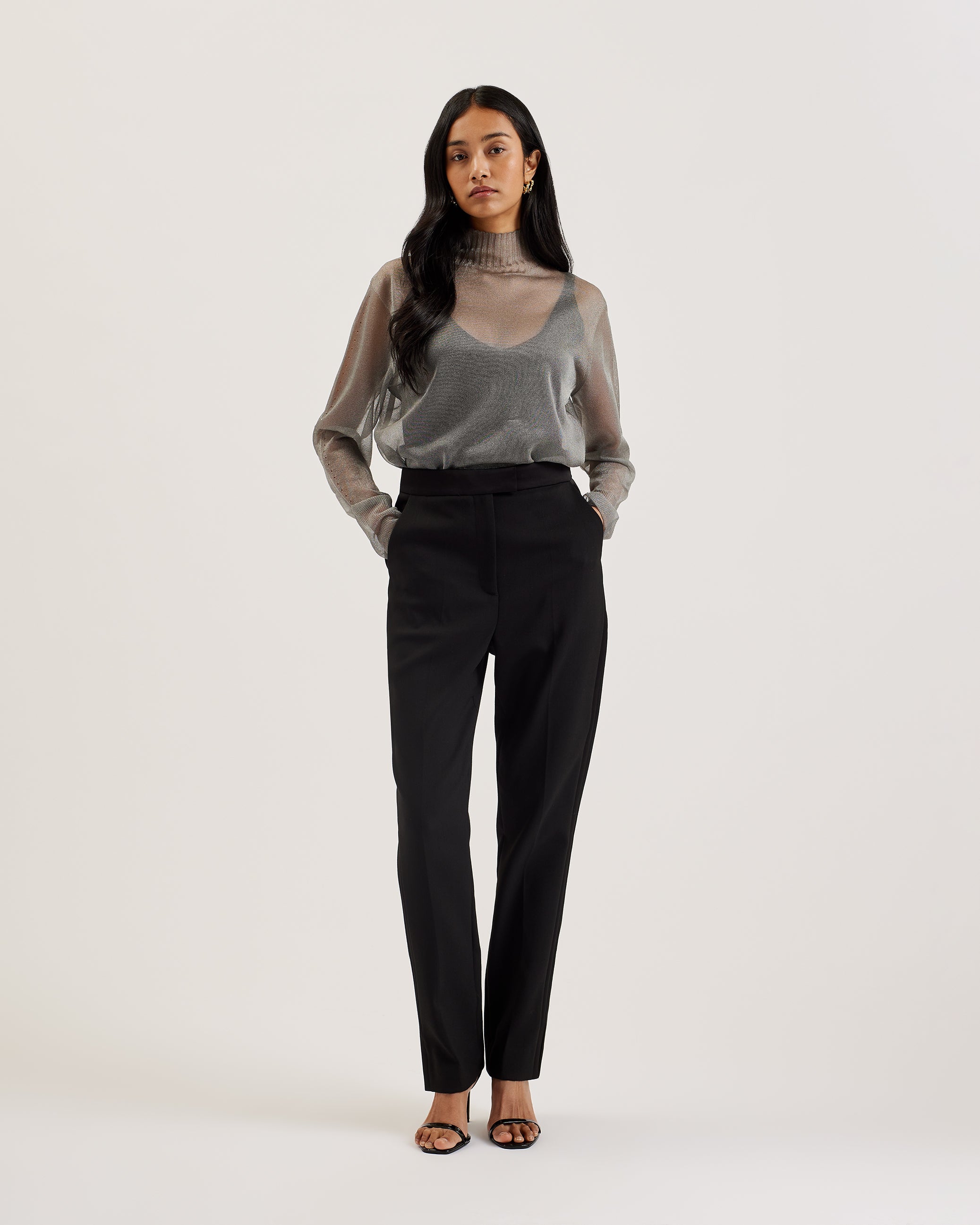 トップス THEREDTHREAD sheer hook tops gray theredthread sheer hook tops - メルカリ