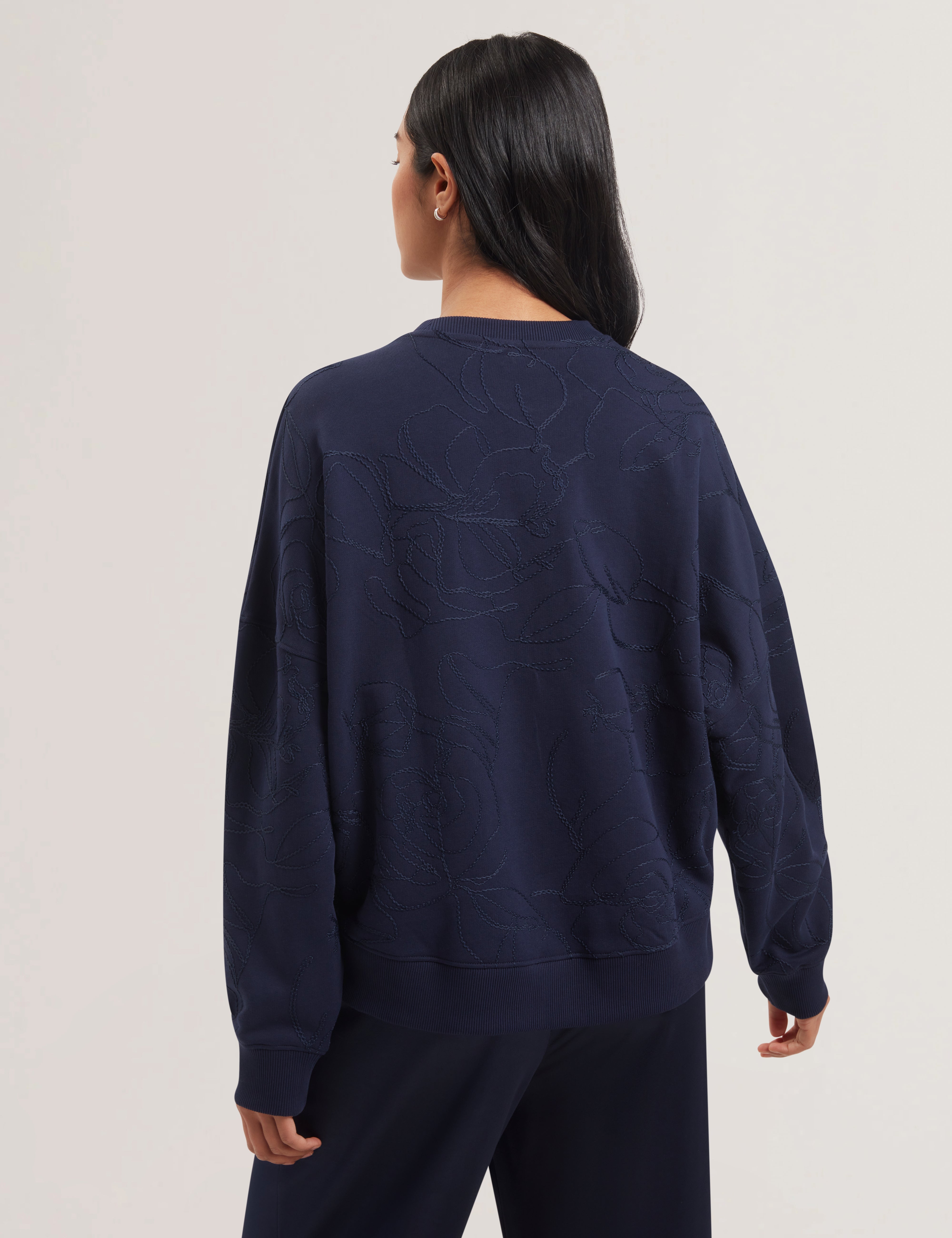 Jjosiee Floral Embroidered Long Sleeve Sweatshirt Navy