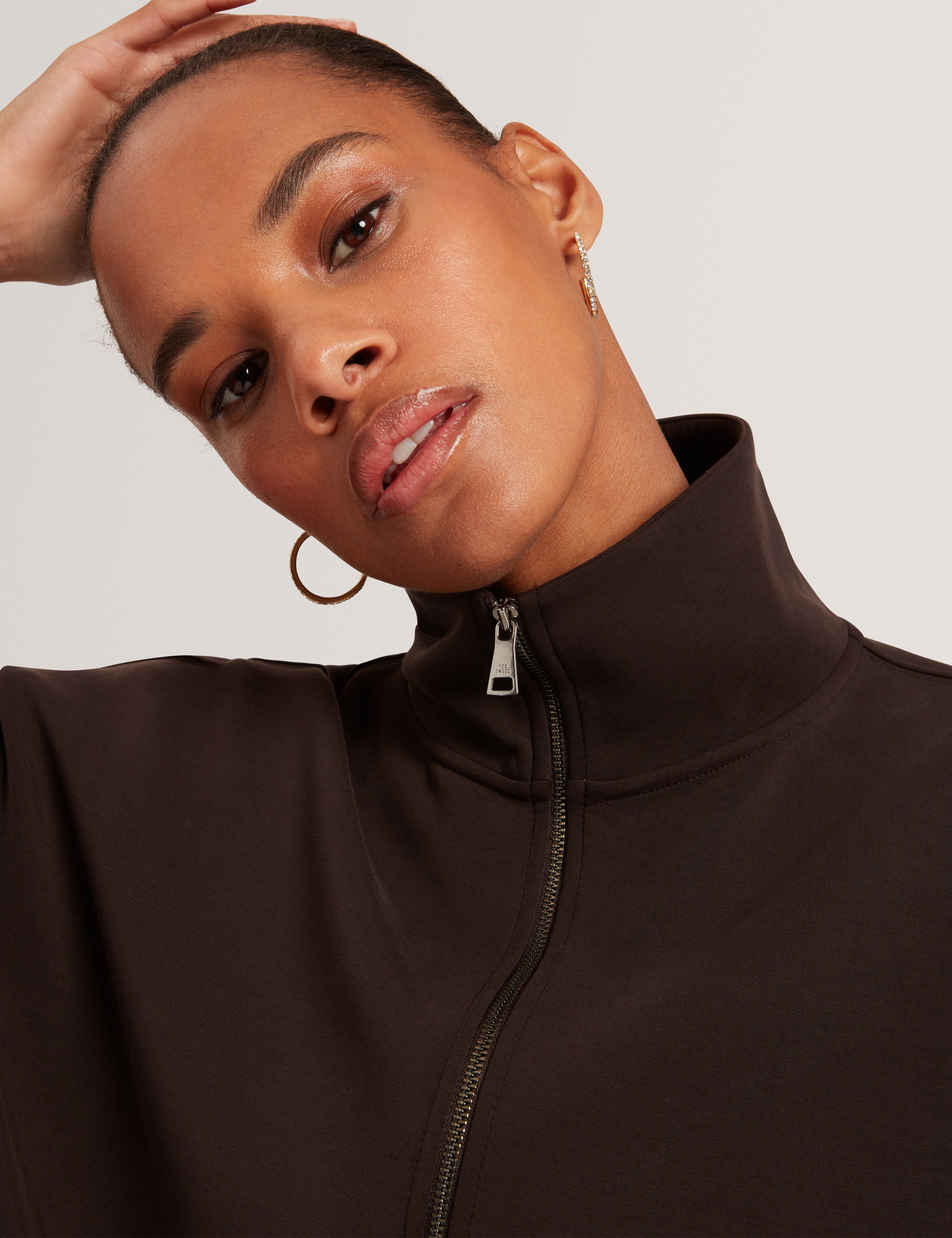 Arorha Zip Through Funnel Neck Sweatshirt Dk-Brown