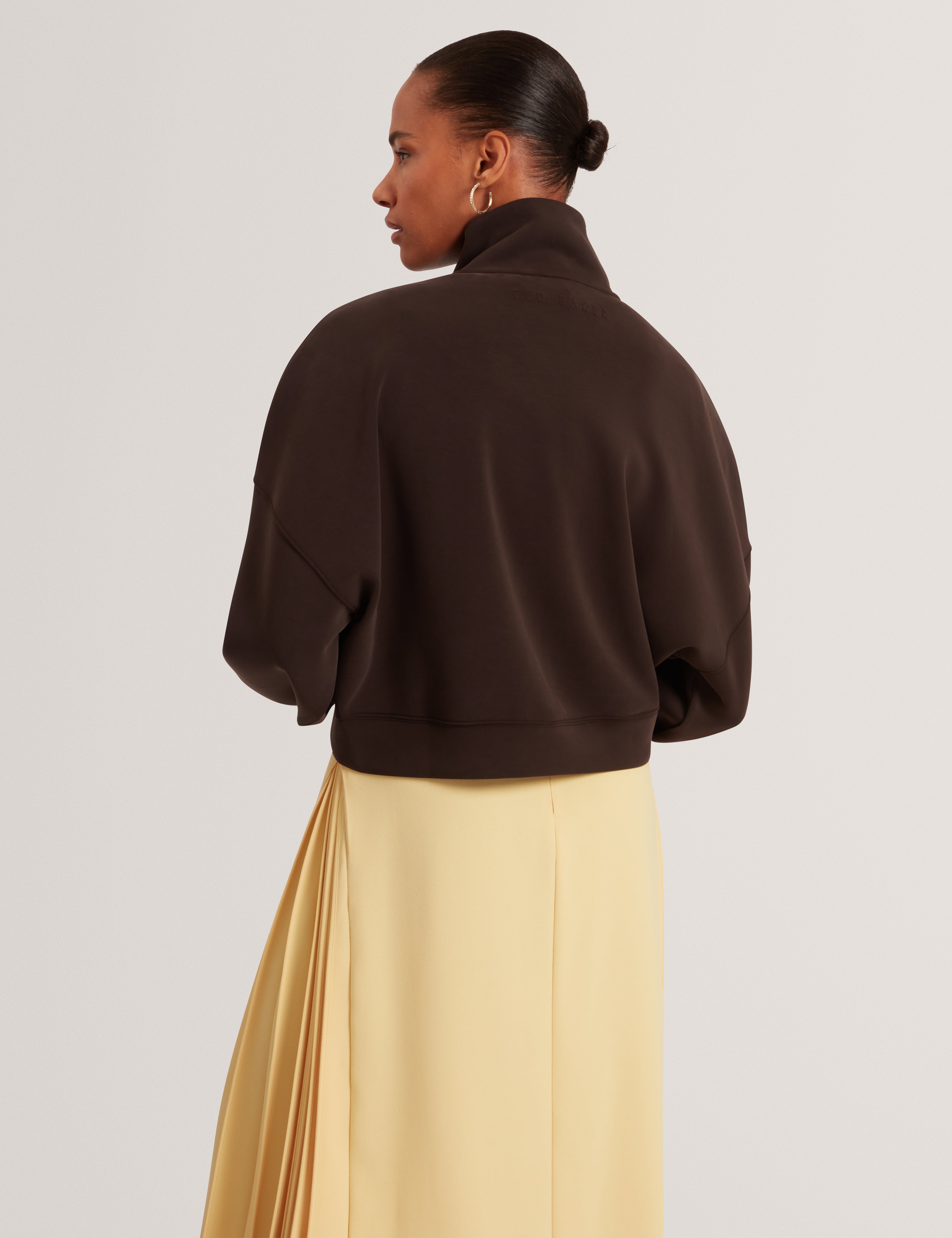 Arorha Zip Through Funnel Neck Sweatshirt Dk-Brown