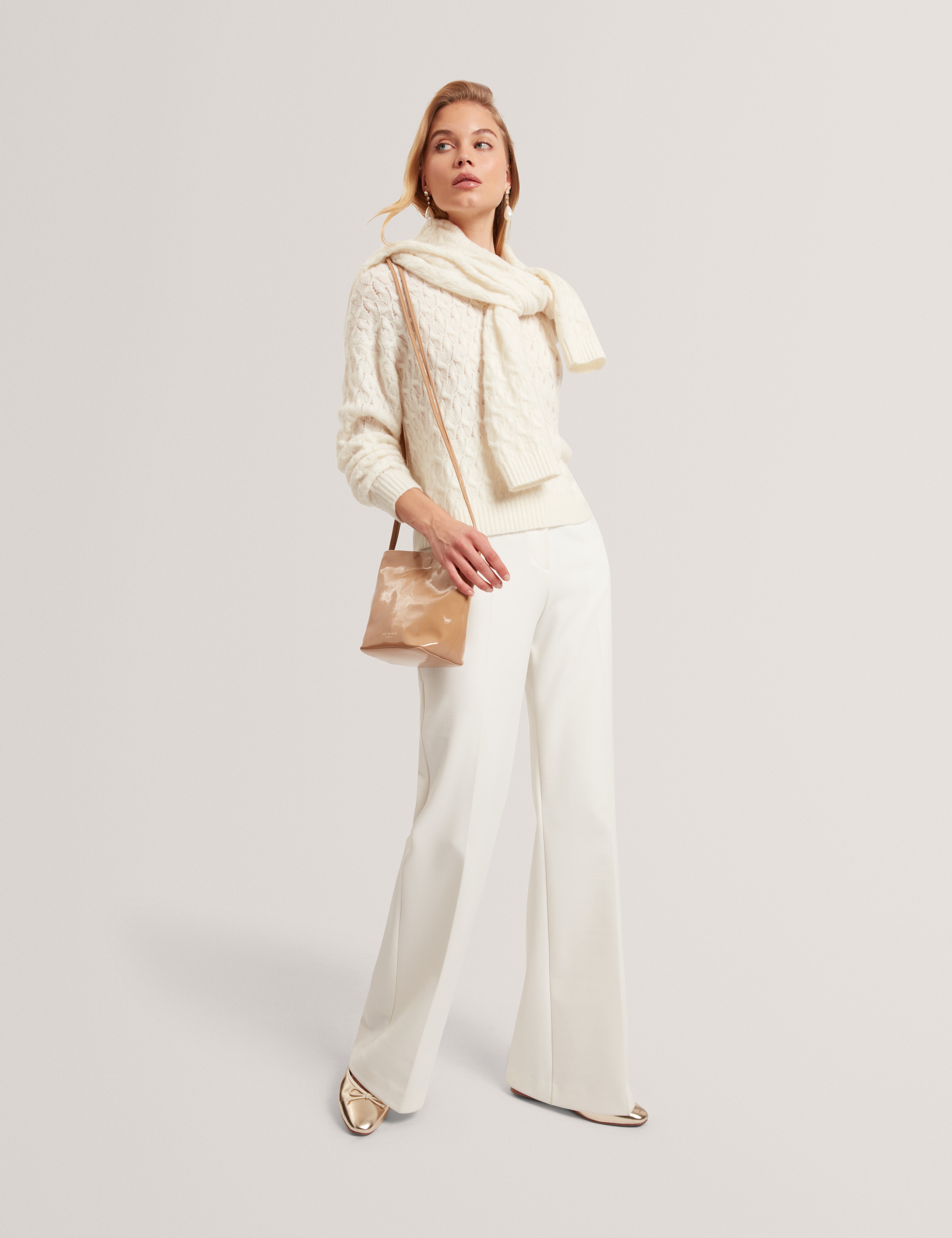 Jocieyy Cable Knit Sweatshirt Ivory