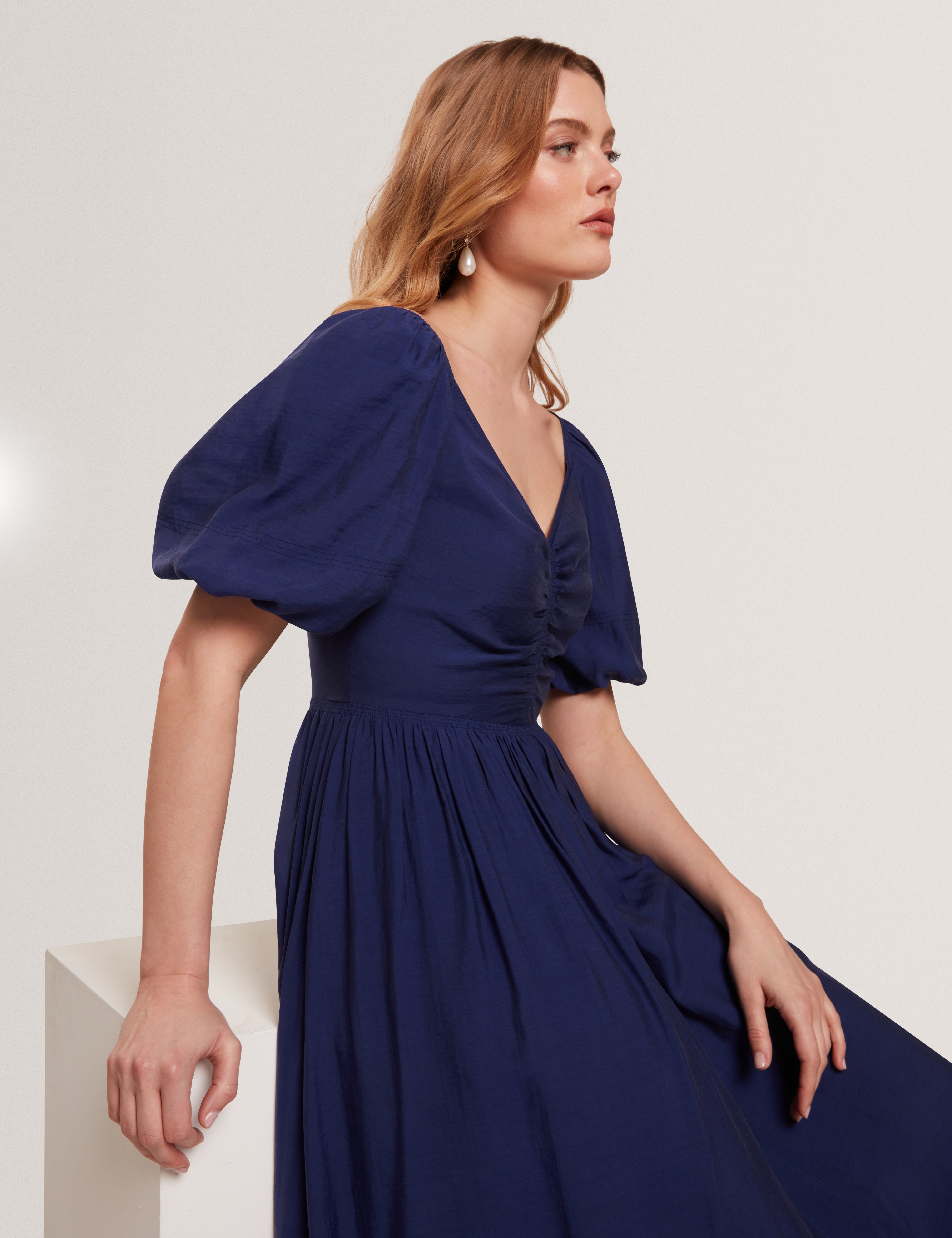 Orlaah Puff Sleeve Ruched Detail Midi Dress Dk-Blue
