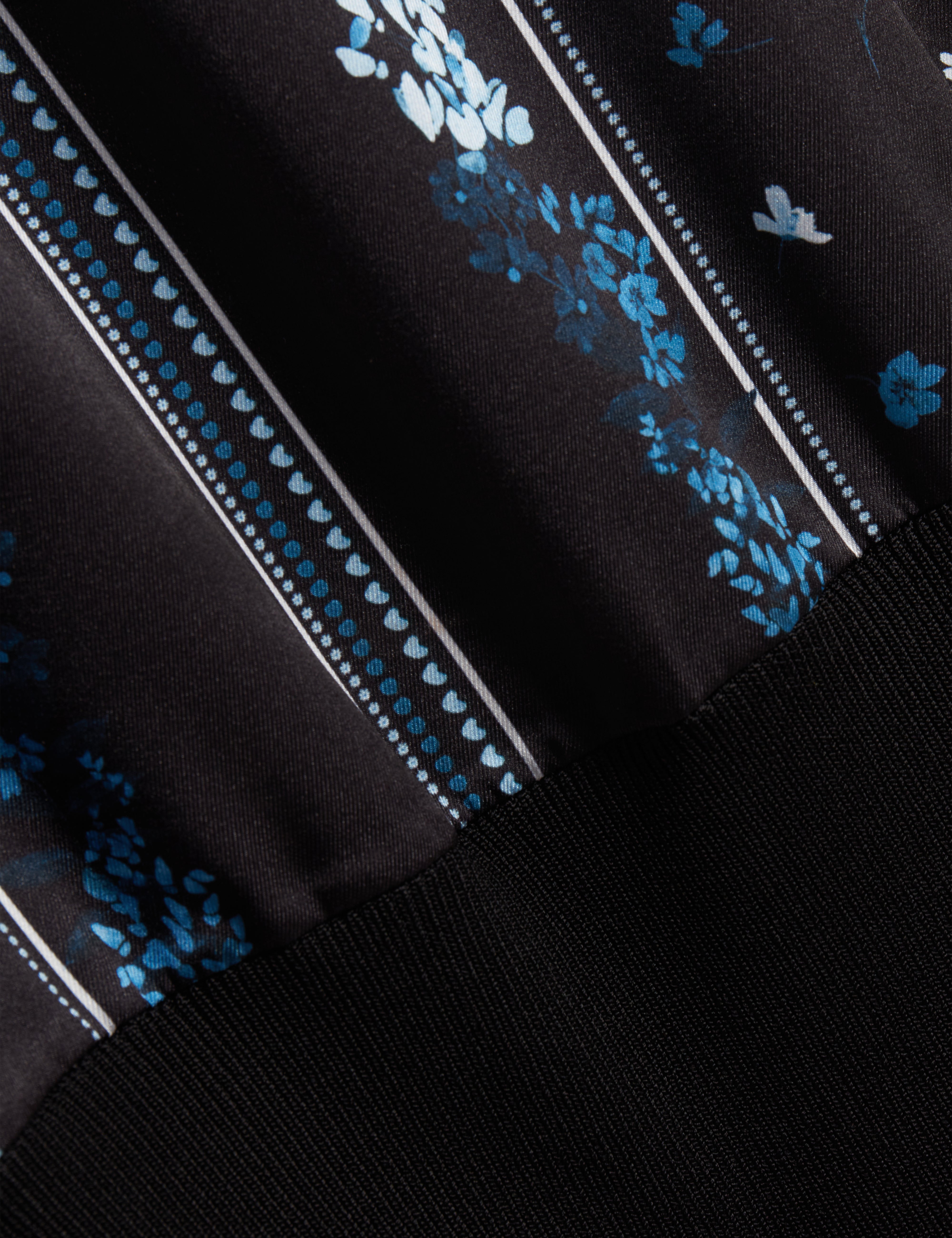 Almaaz Printed Woven Front Short Sleeve Tee Black