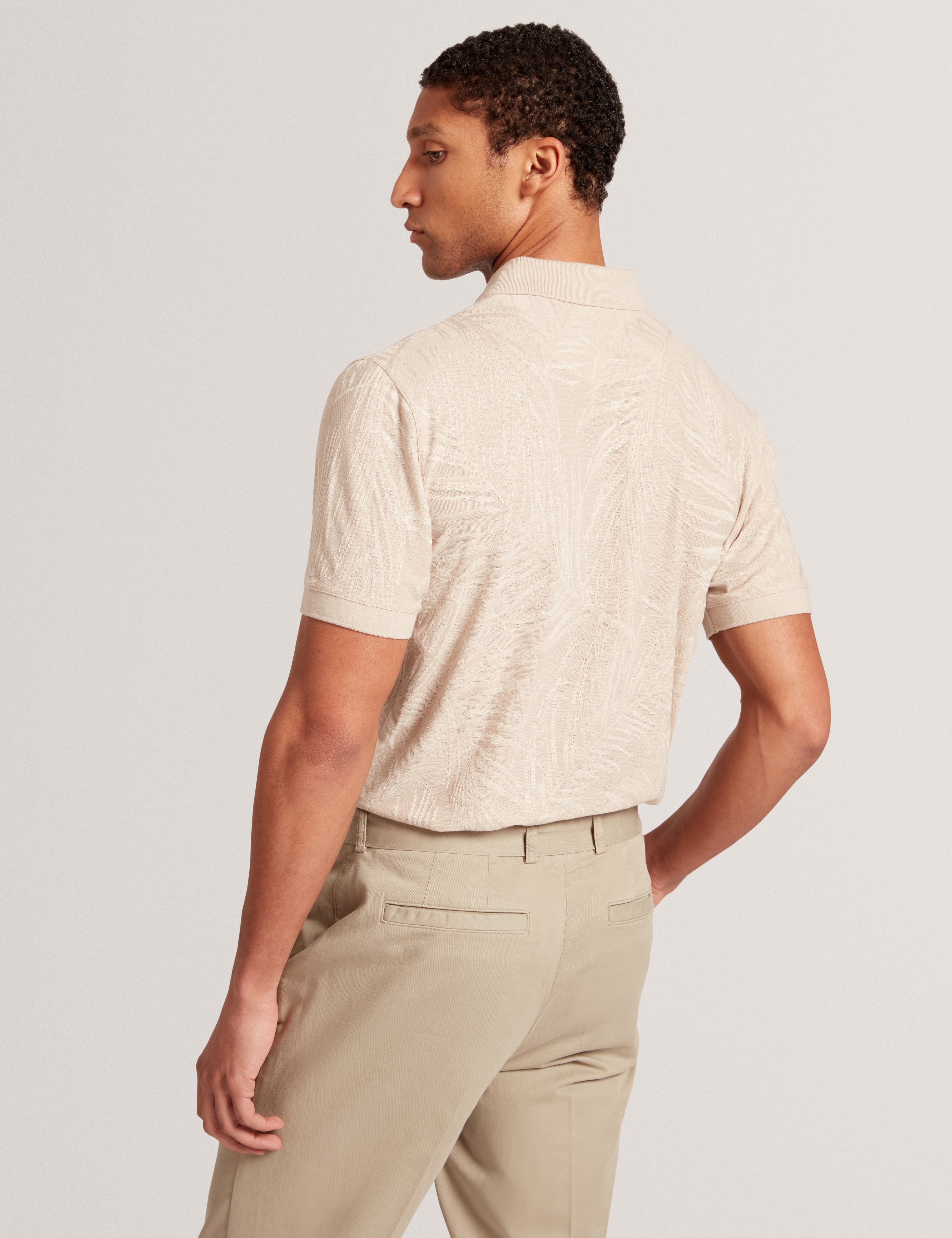 Edwine Short Sleeve Regular Jacquard Leaf Polo Beige