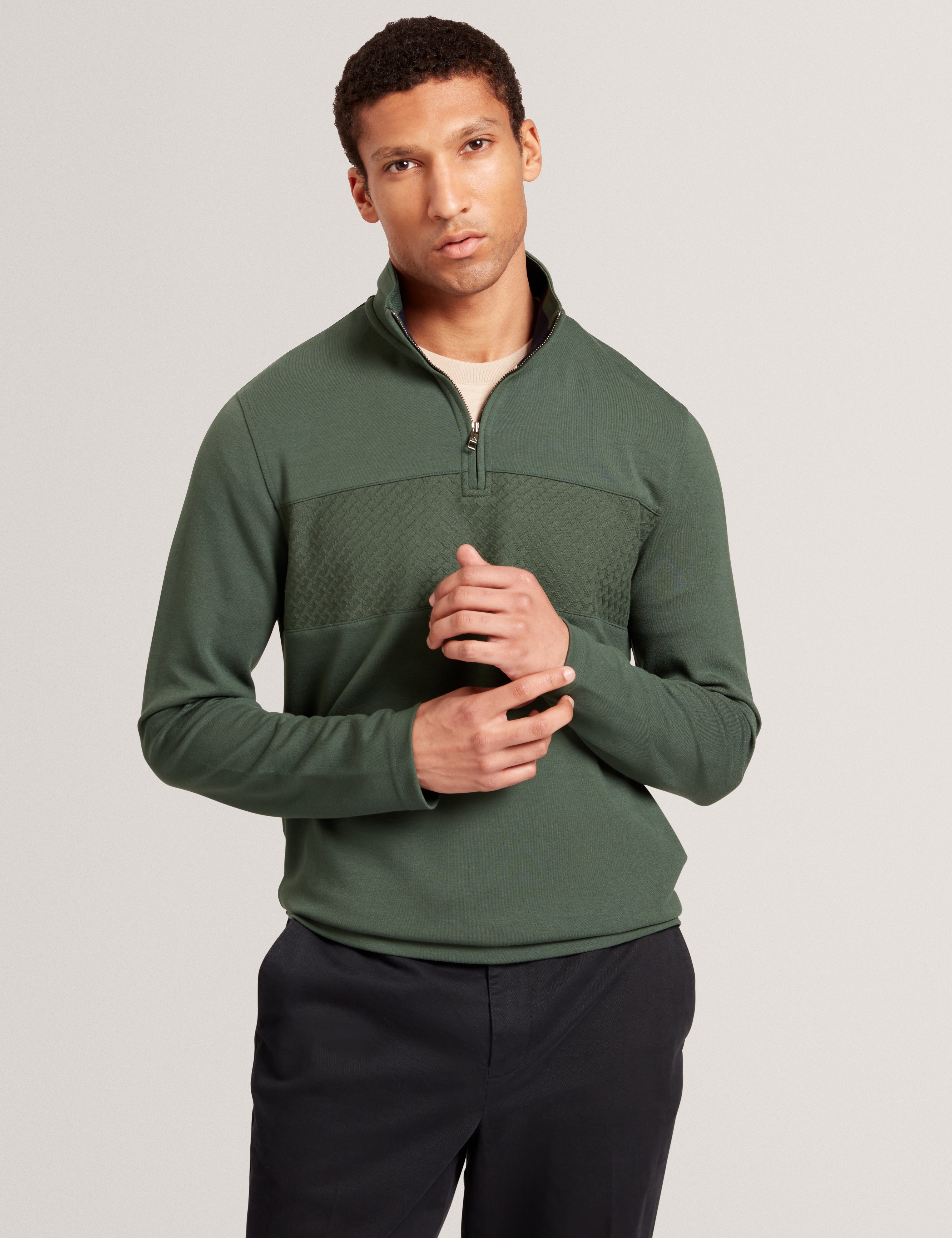 Simonea Long Sleeve Regular Contrast Panel Half-Zip Dk-Green