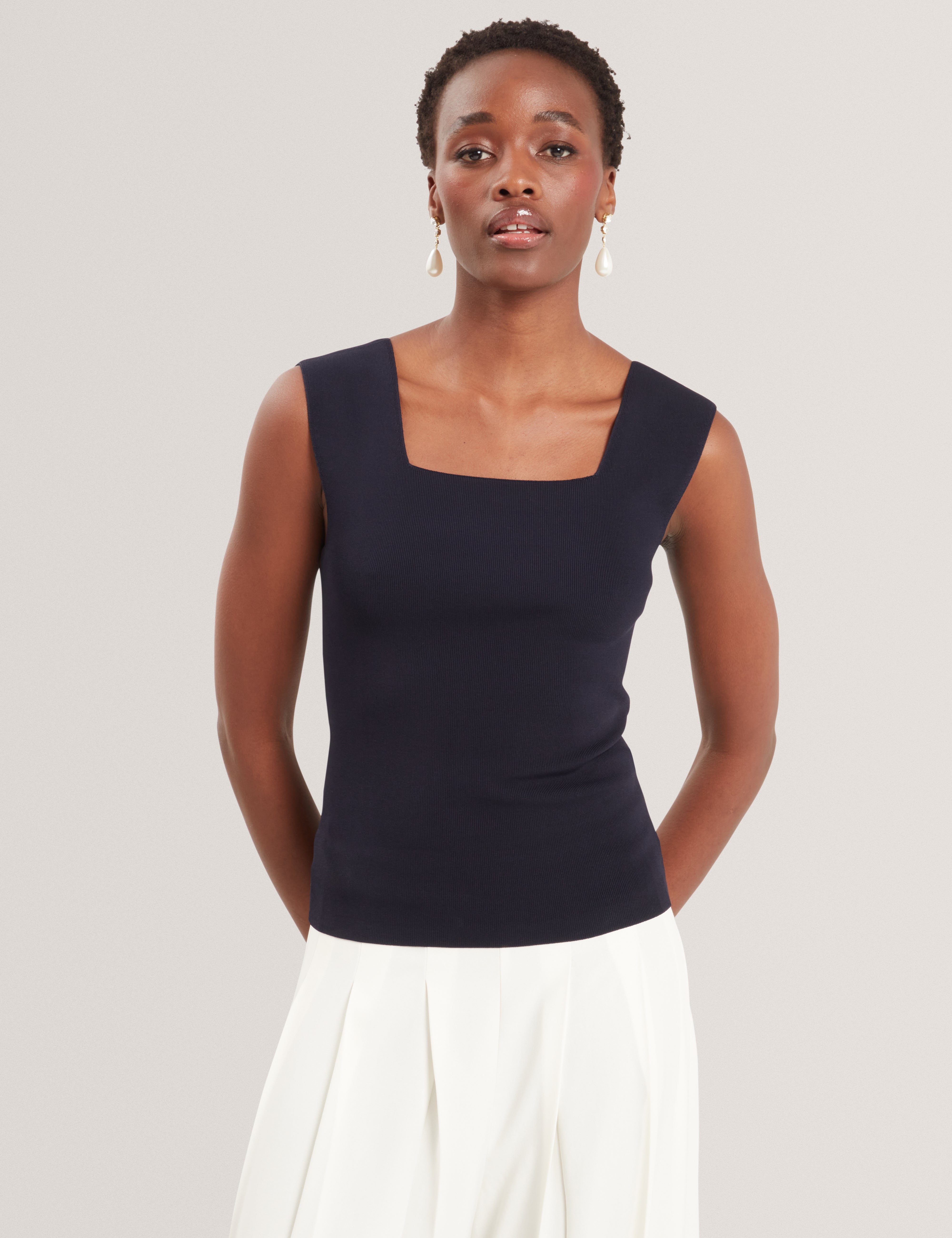 Binkkii Square Neck Sleeveless Knit Top Navy