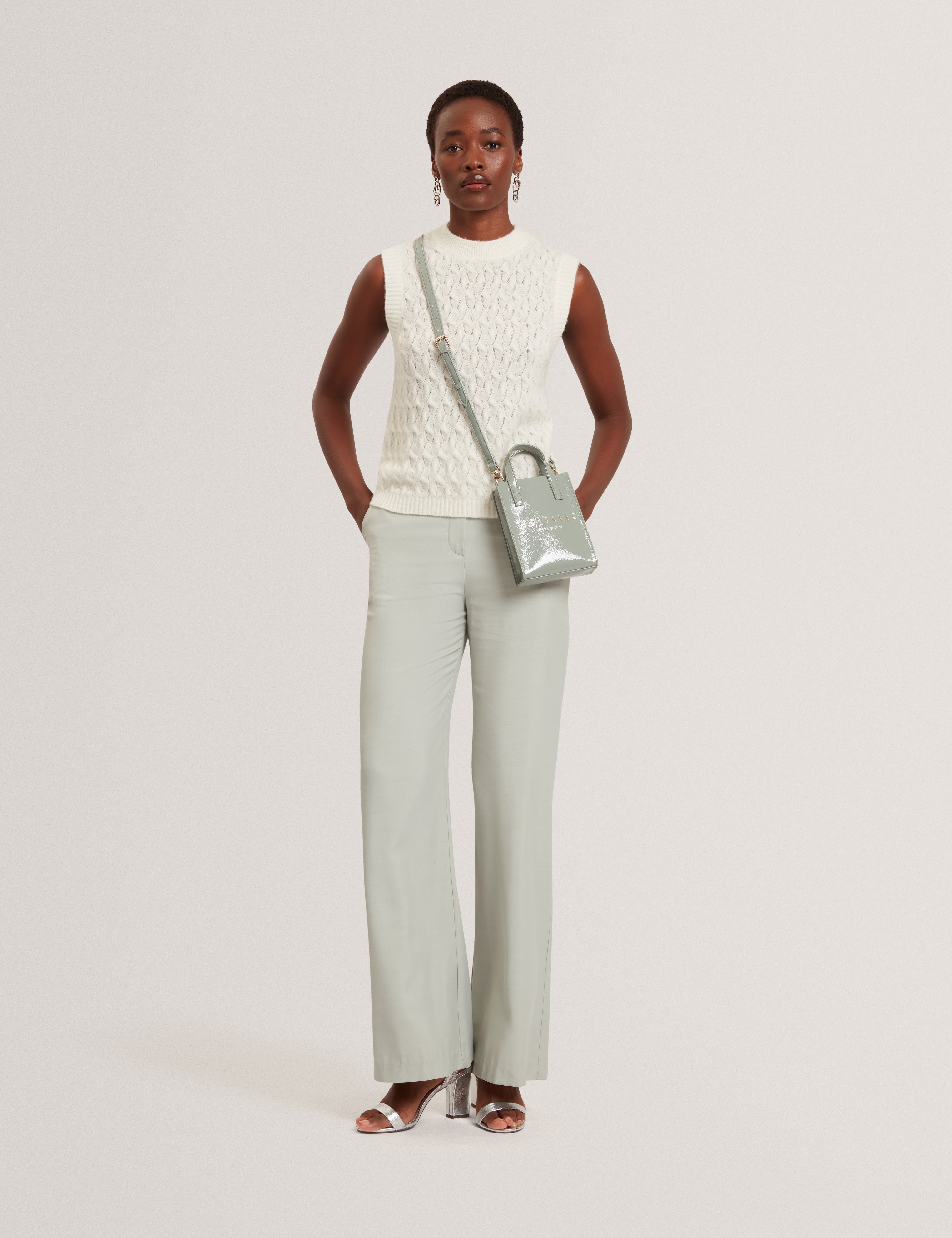 Aynira Cable Knit Vest Ivory