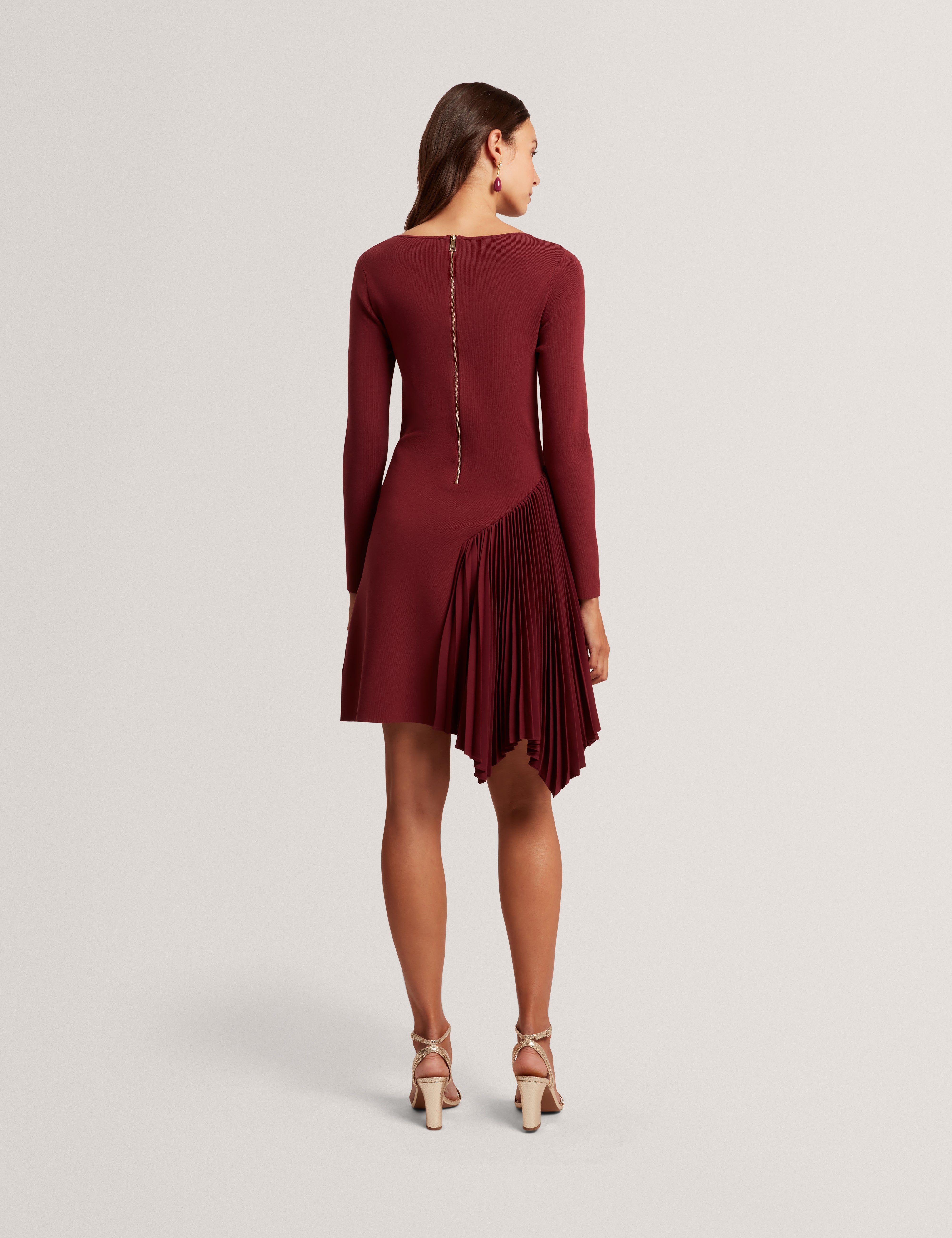 Nalree Long Sleeve Knit Mini Dress With Pleat P Maroon