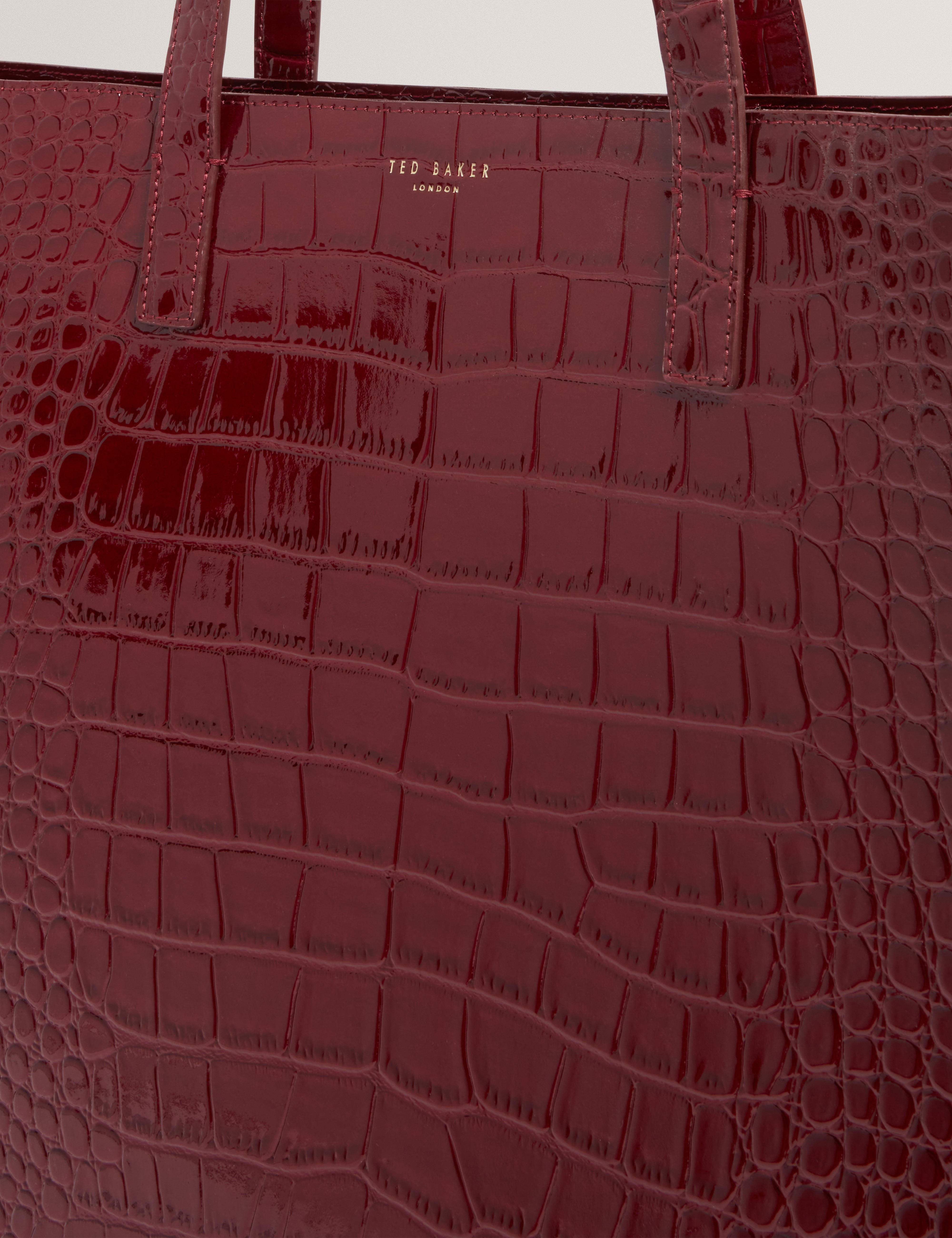 Wellma Croc Effect Extra Large Icon Bag Wine