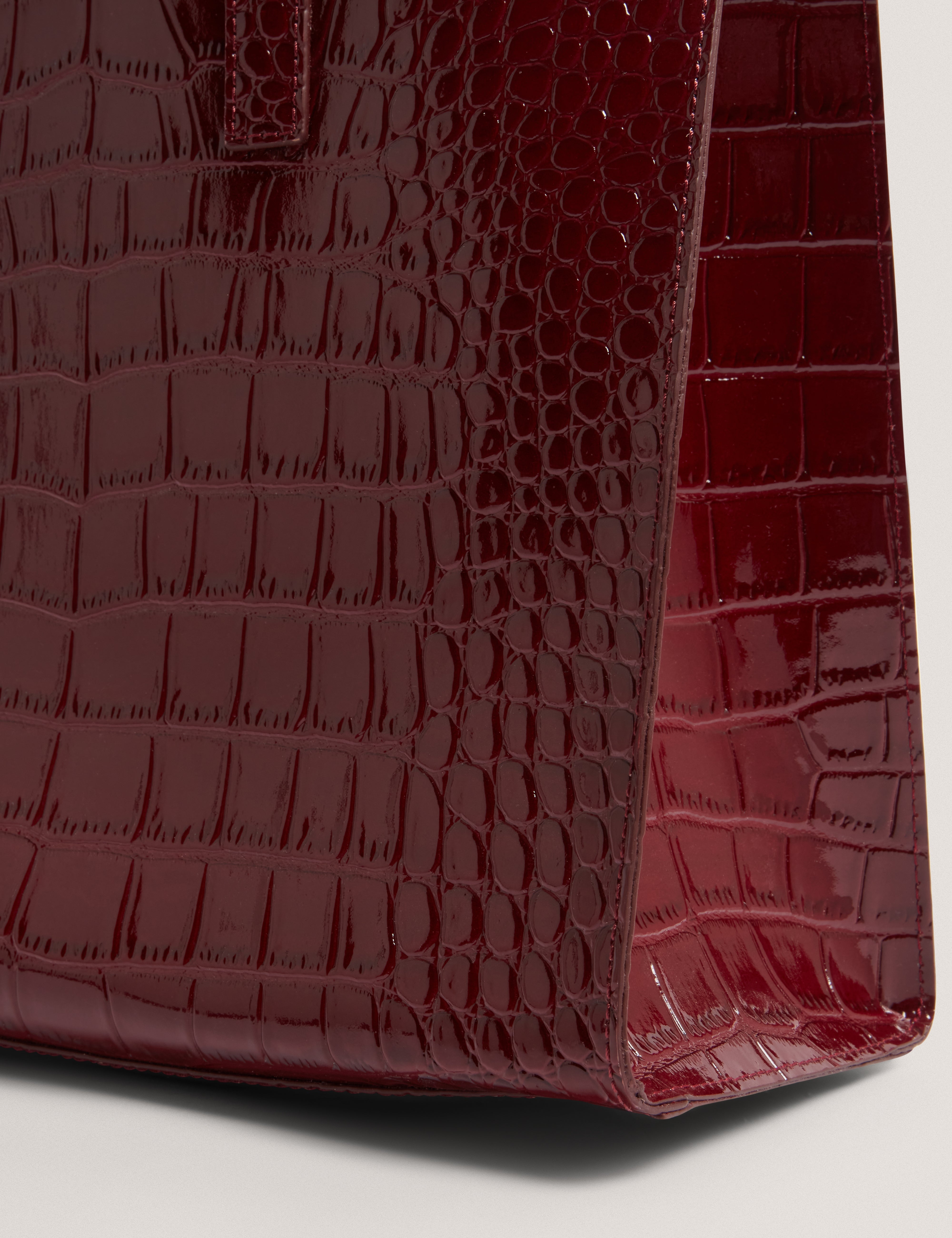 Welona E/W Croc Effect Elongated Icon Bag Wine