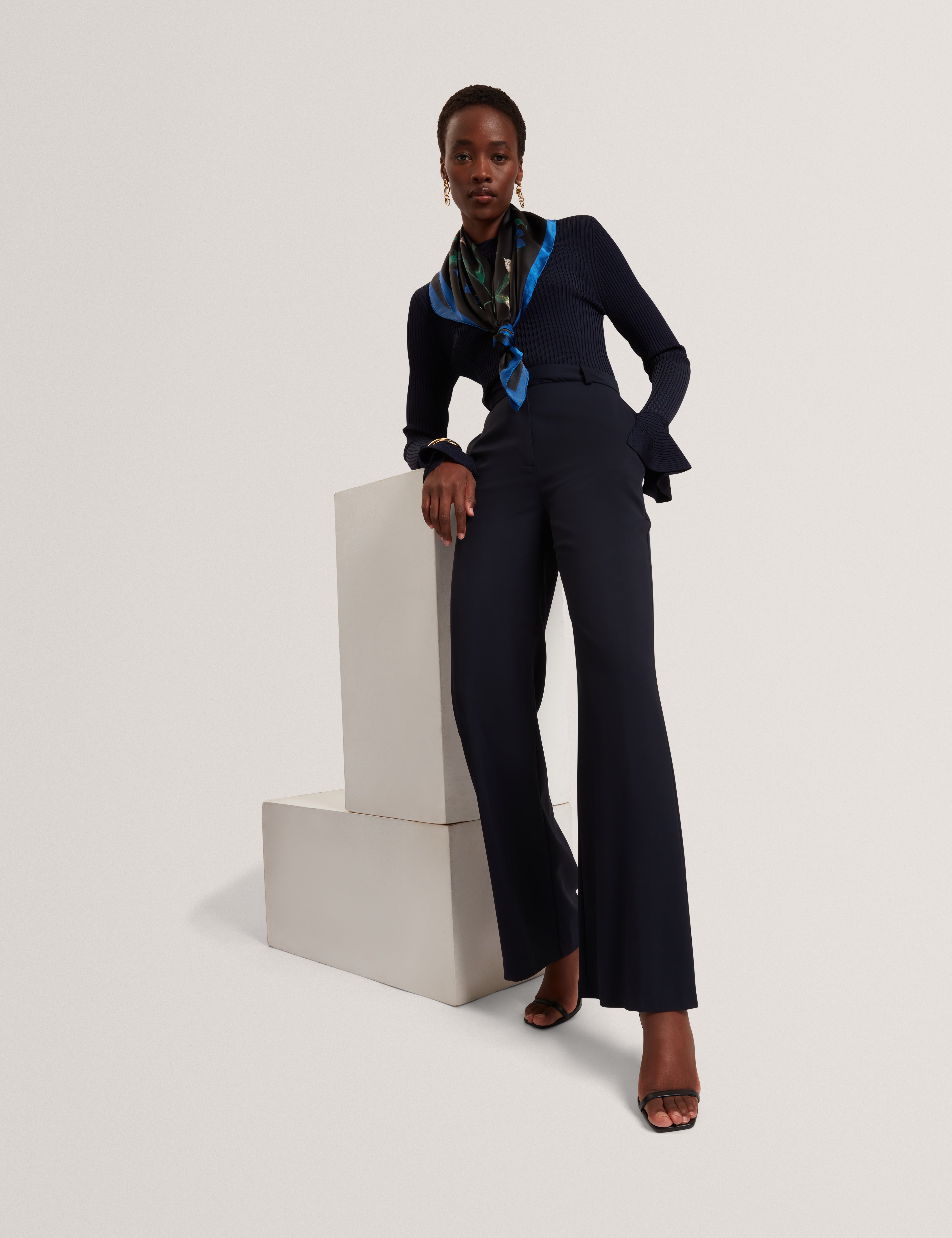 Lutte Kick Flare Trouser Navy