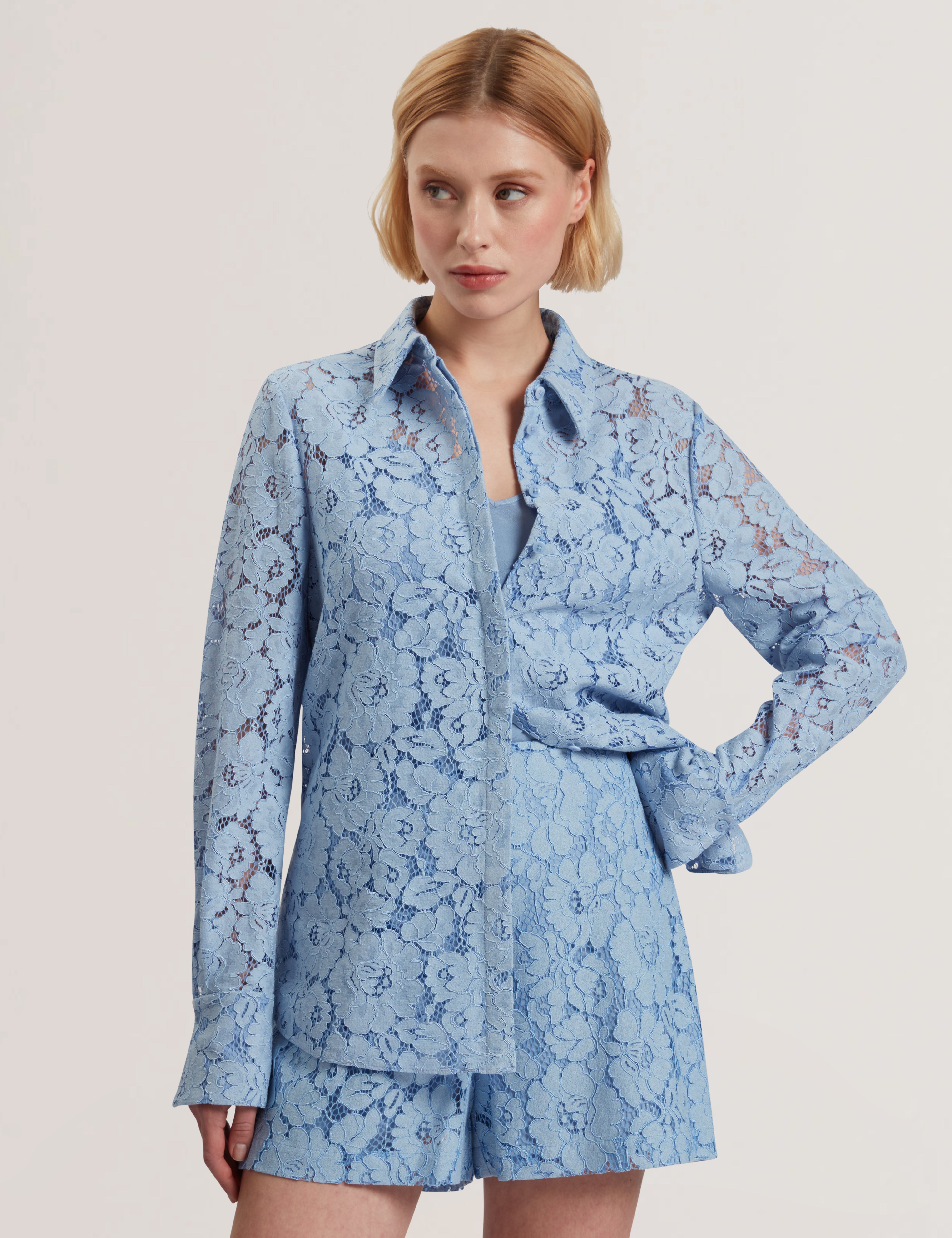 Gennoa Longline Lace Shirt Lt-Blue