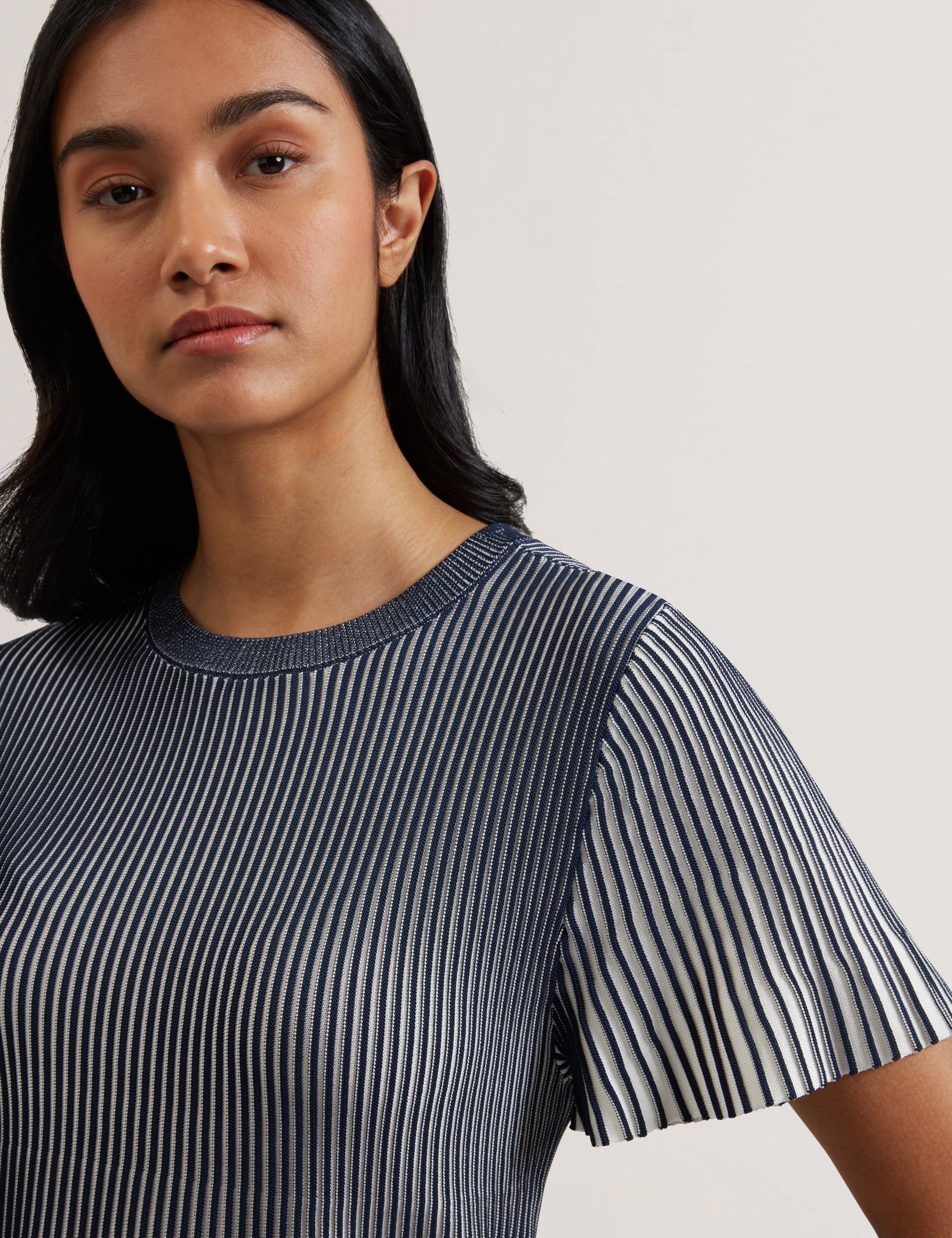 Hethrr Textured Stripe Fluted Sleeve Tee Navy