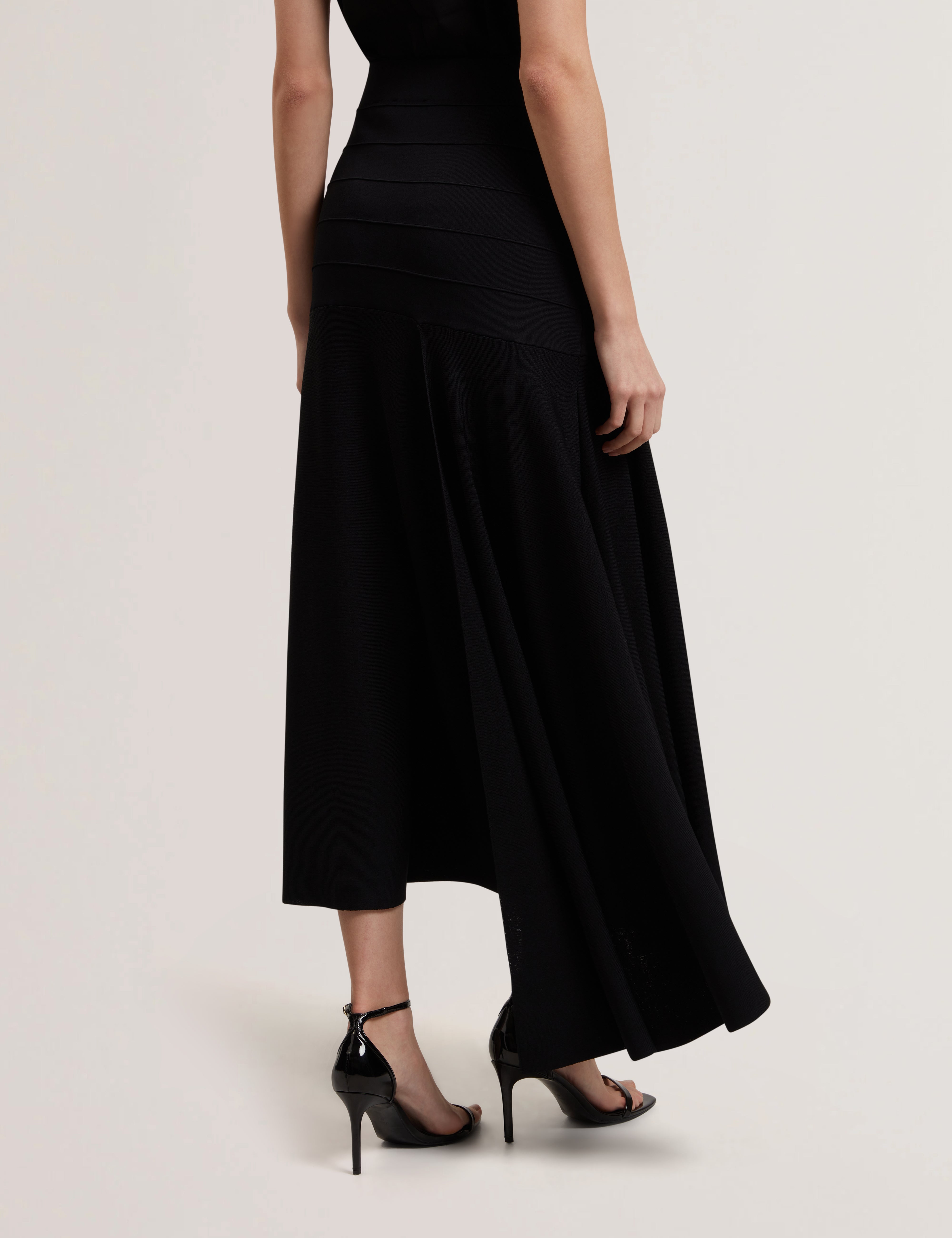 Laurrie Asymmetric Hem Knitted Skirt Black