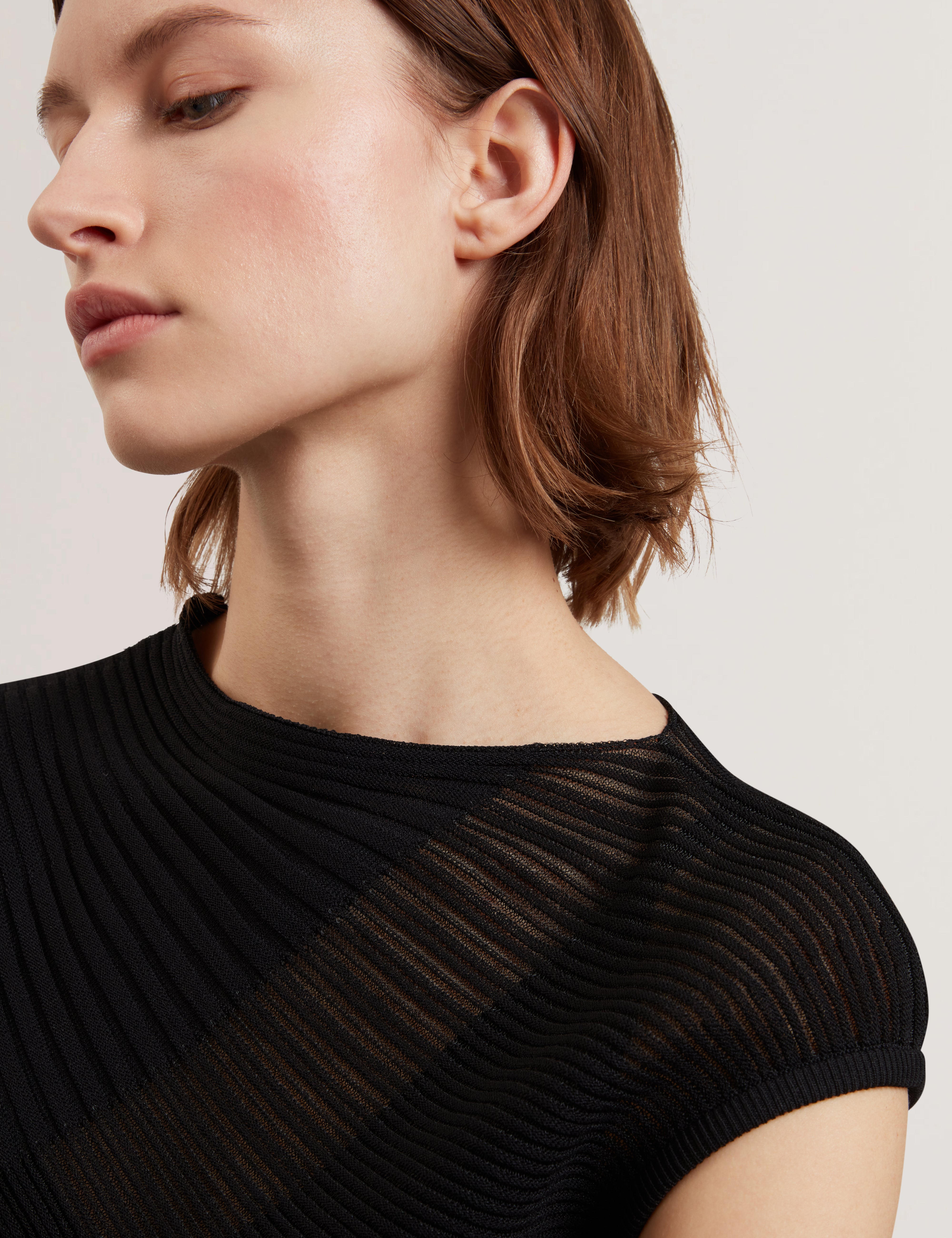 Layynii Invisible Yarn Knit Top Black