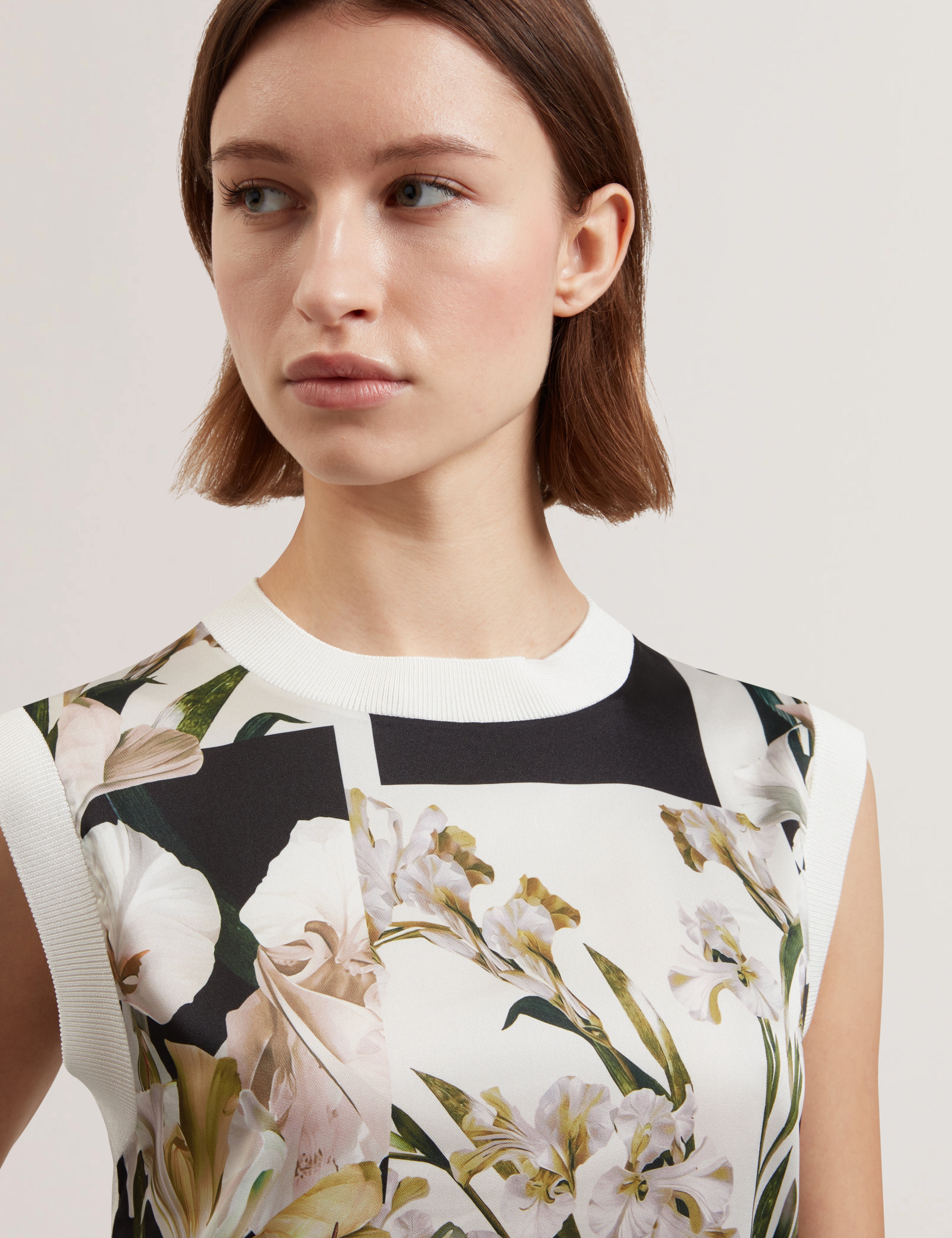 Liilea Printed Woven Front Sleeveless Top Ivory