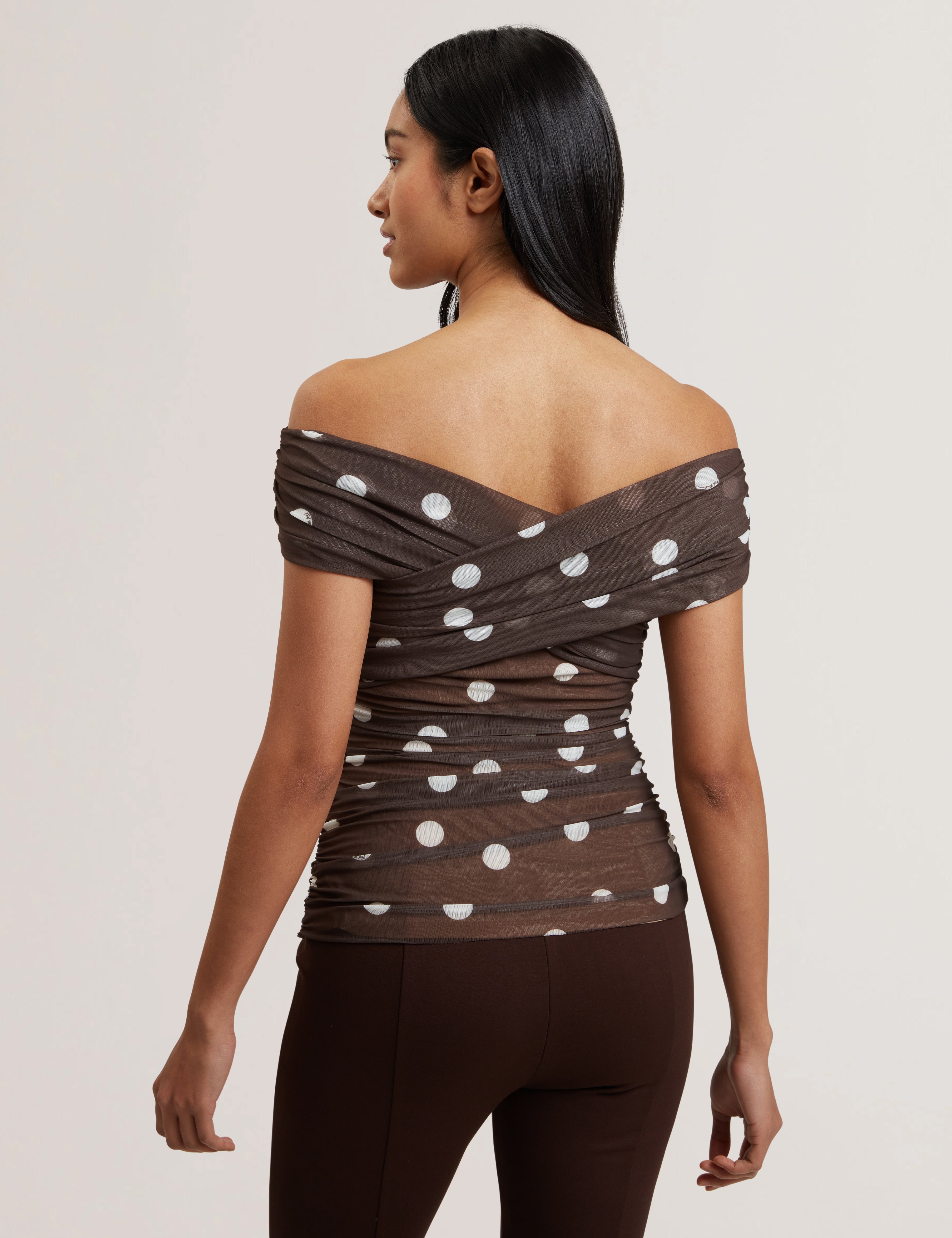Zaamo Cross Over Neck Printed Mesh Top Dk-Brown