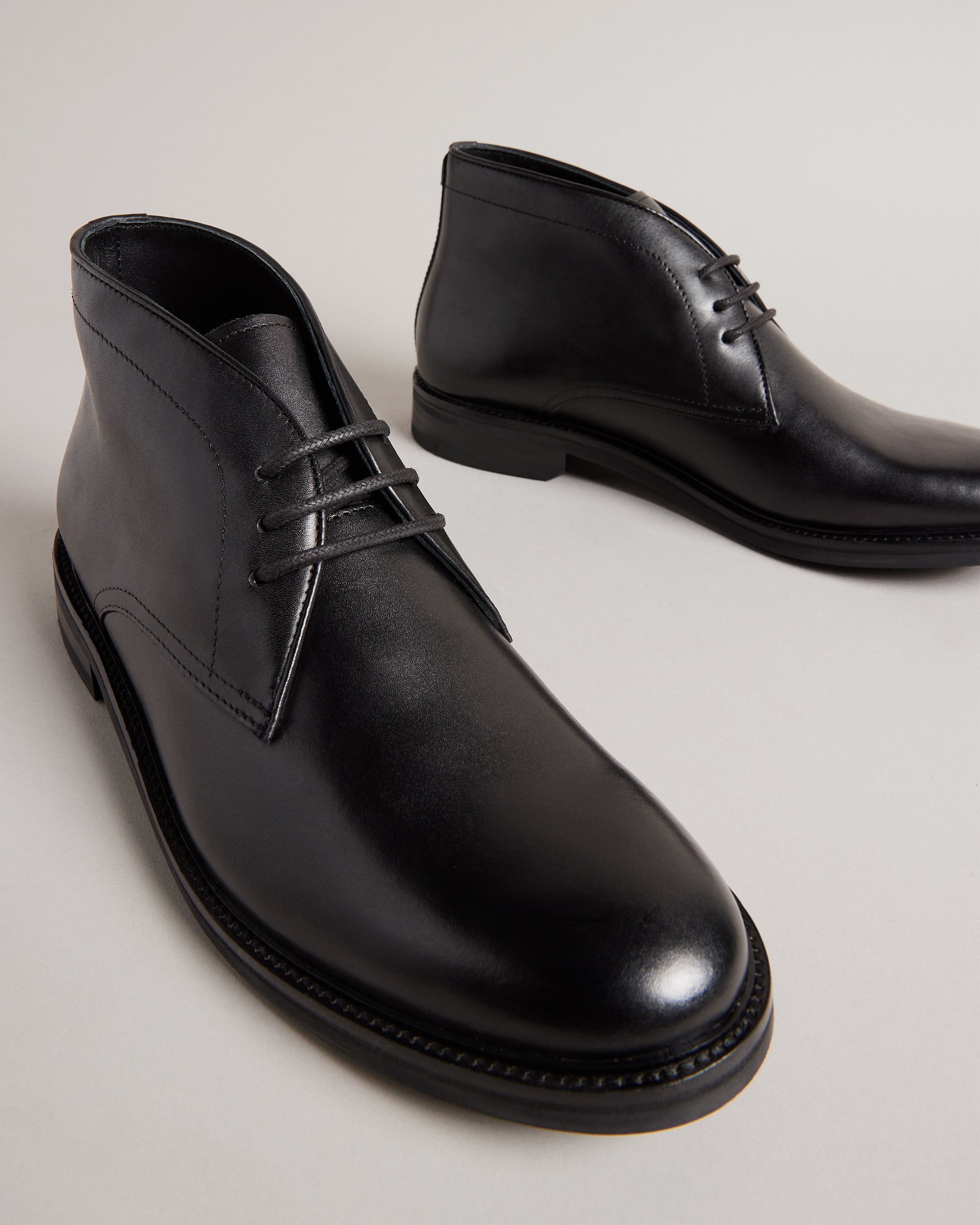 Patent leather sales chukka boots