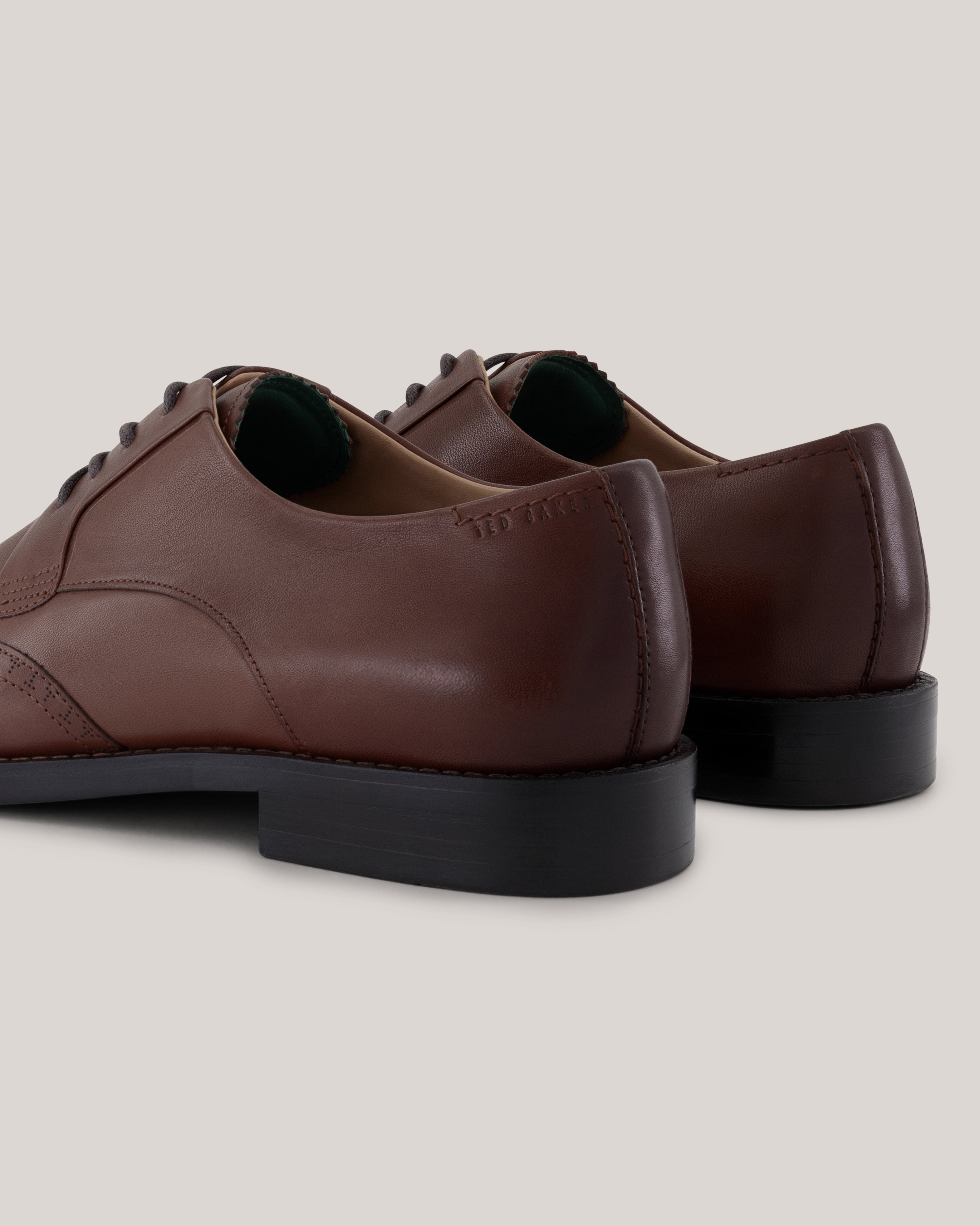 Hackney Wing Toe Brogue Detail Shoes Dk-Orange
