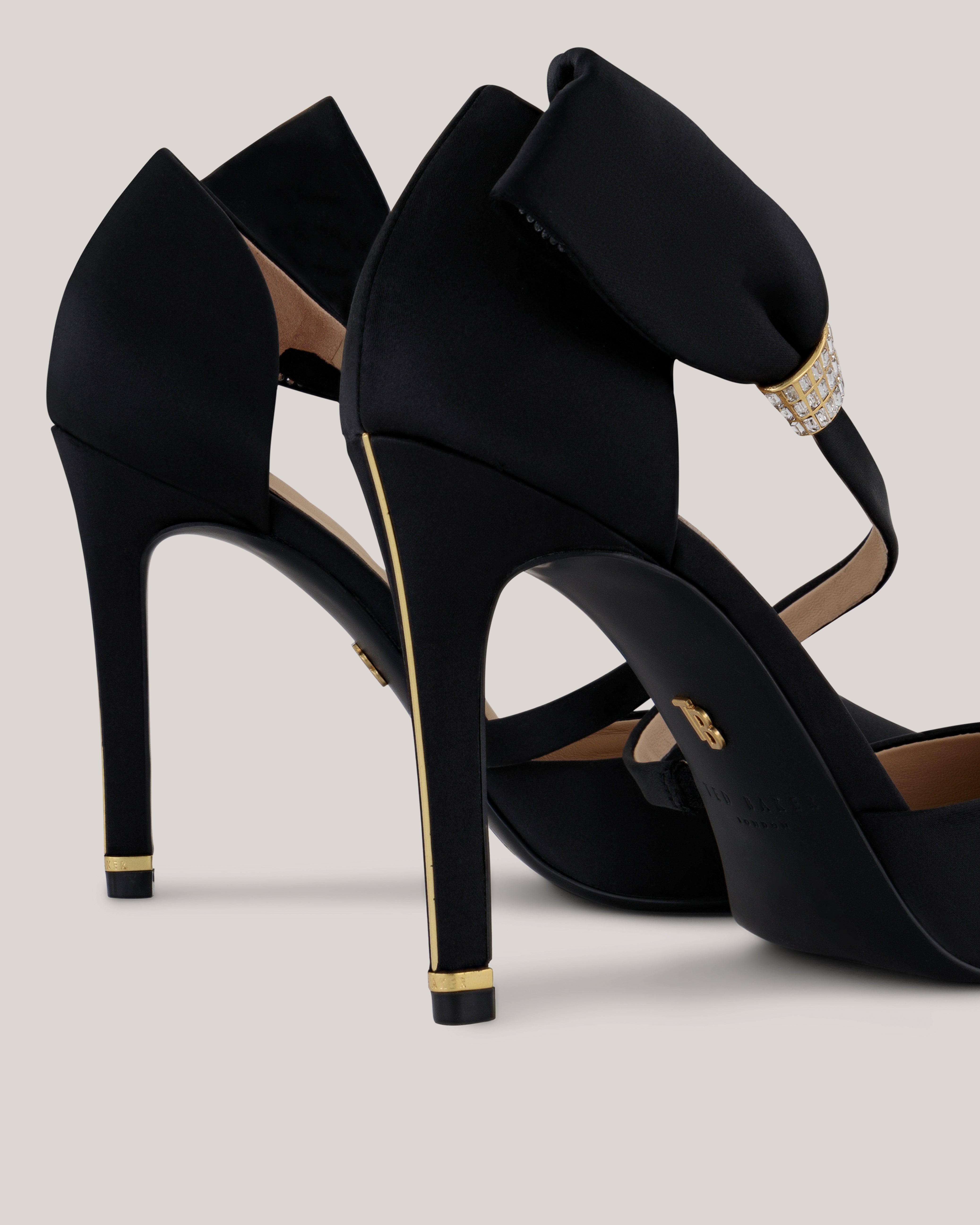 Belha Strap Pointed Heeled Sandal Black
