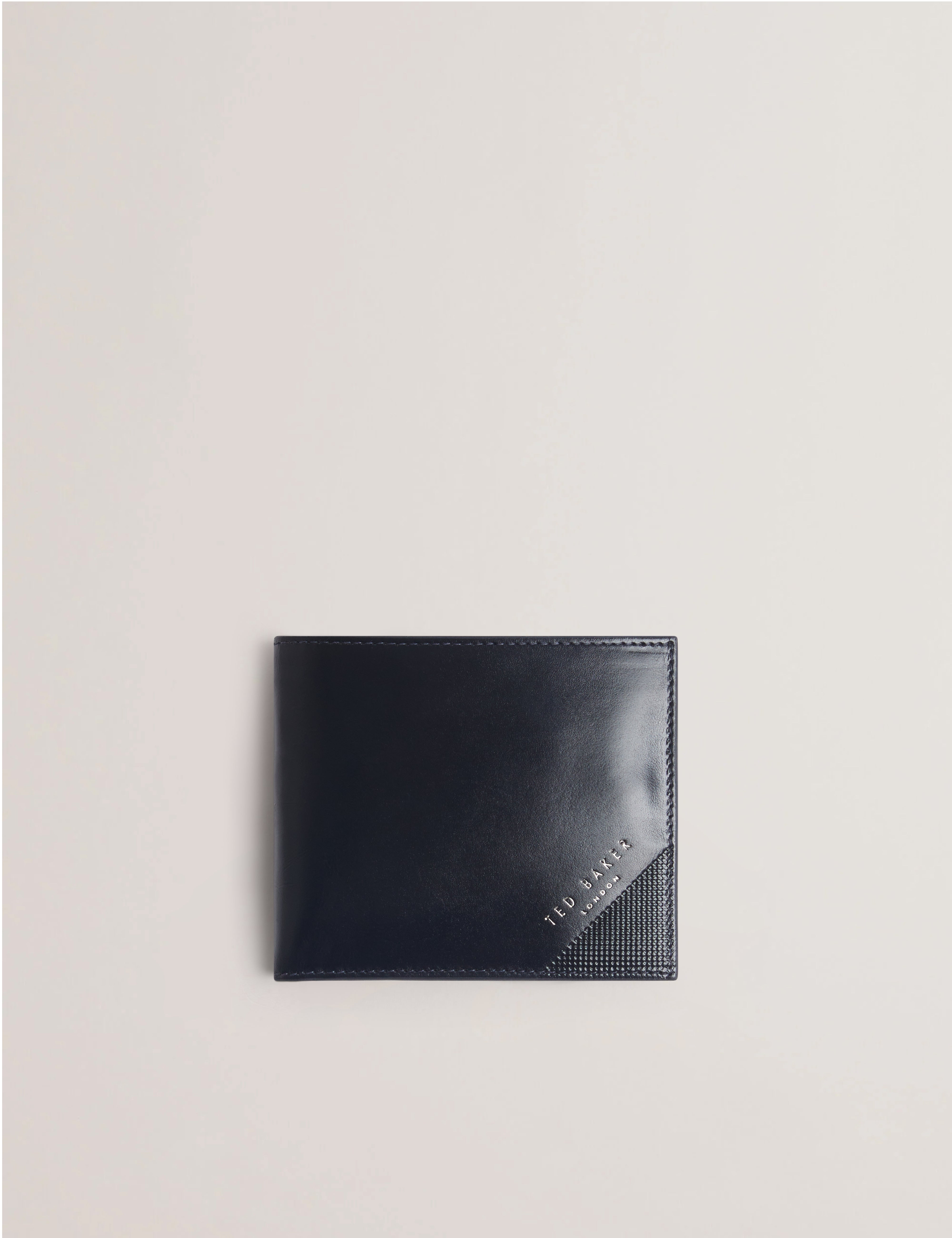 Prugs Embossed Corner Leather Bifold Coin Wall Navy