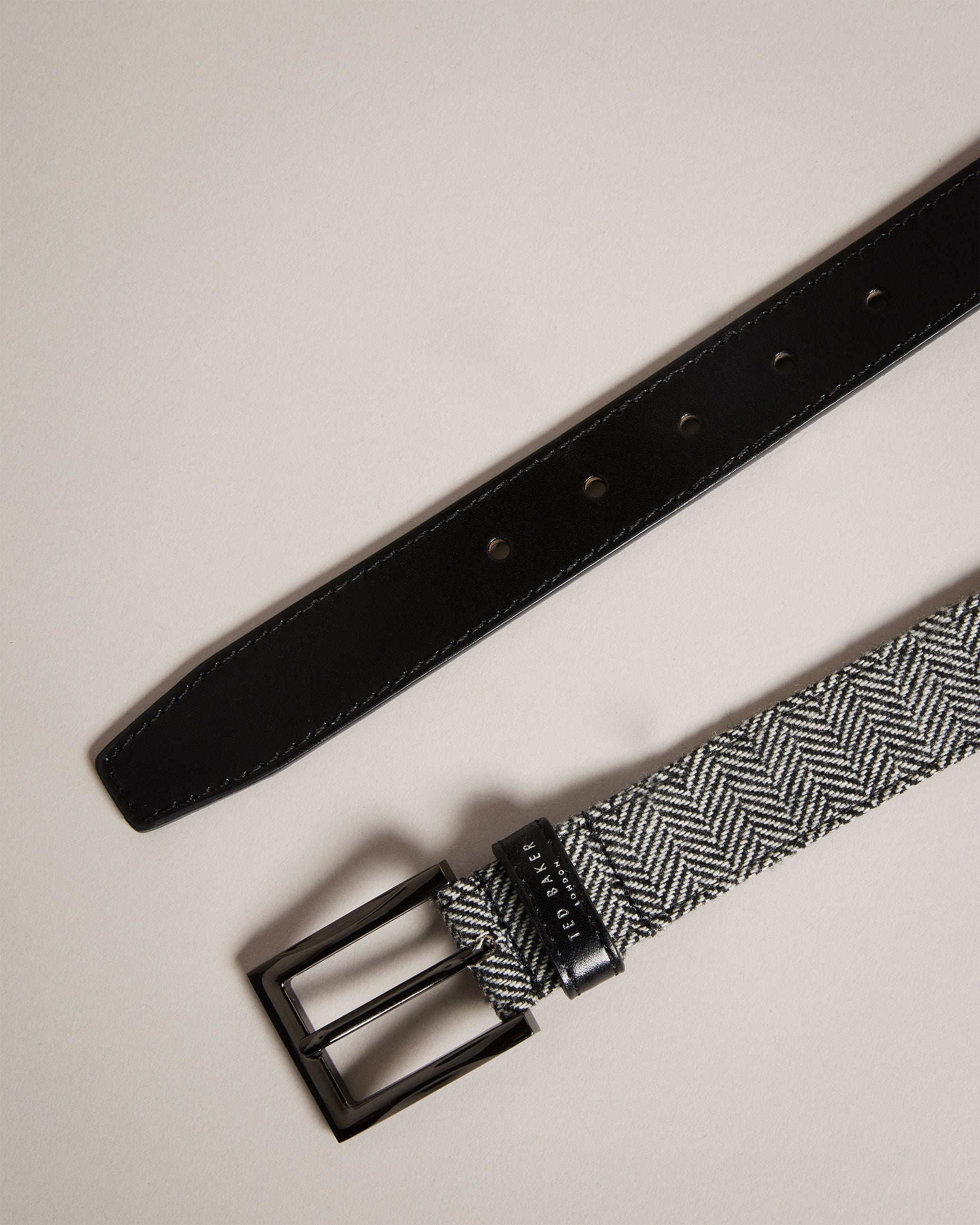 Anrich Herringbone Belt Black