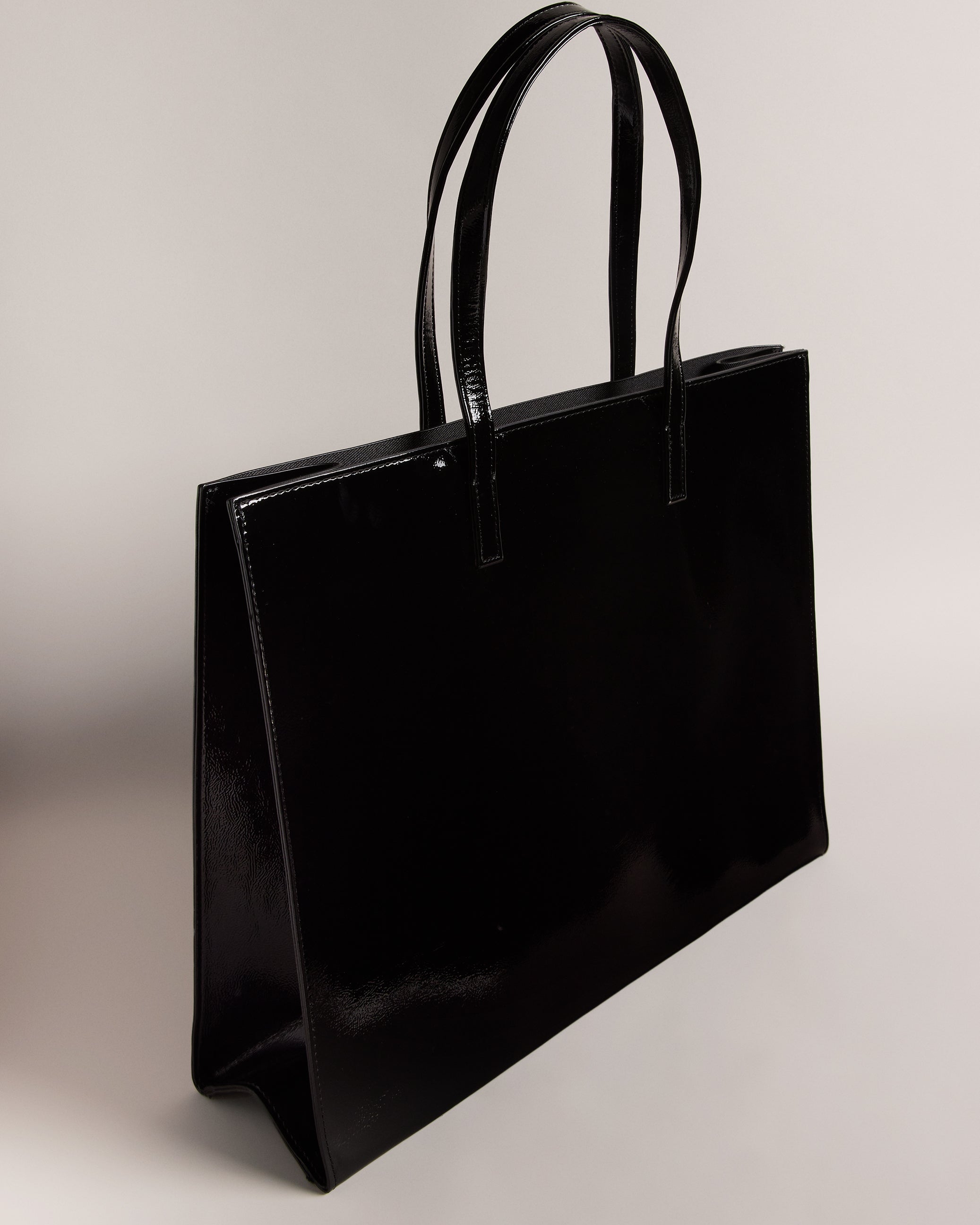 Crikon Wide Crinkle Texture Icon Tote Bag Black