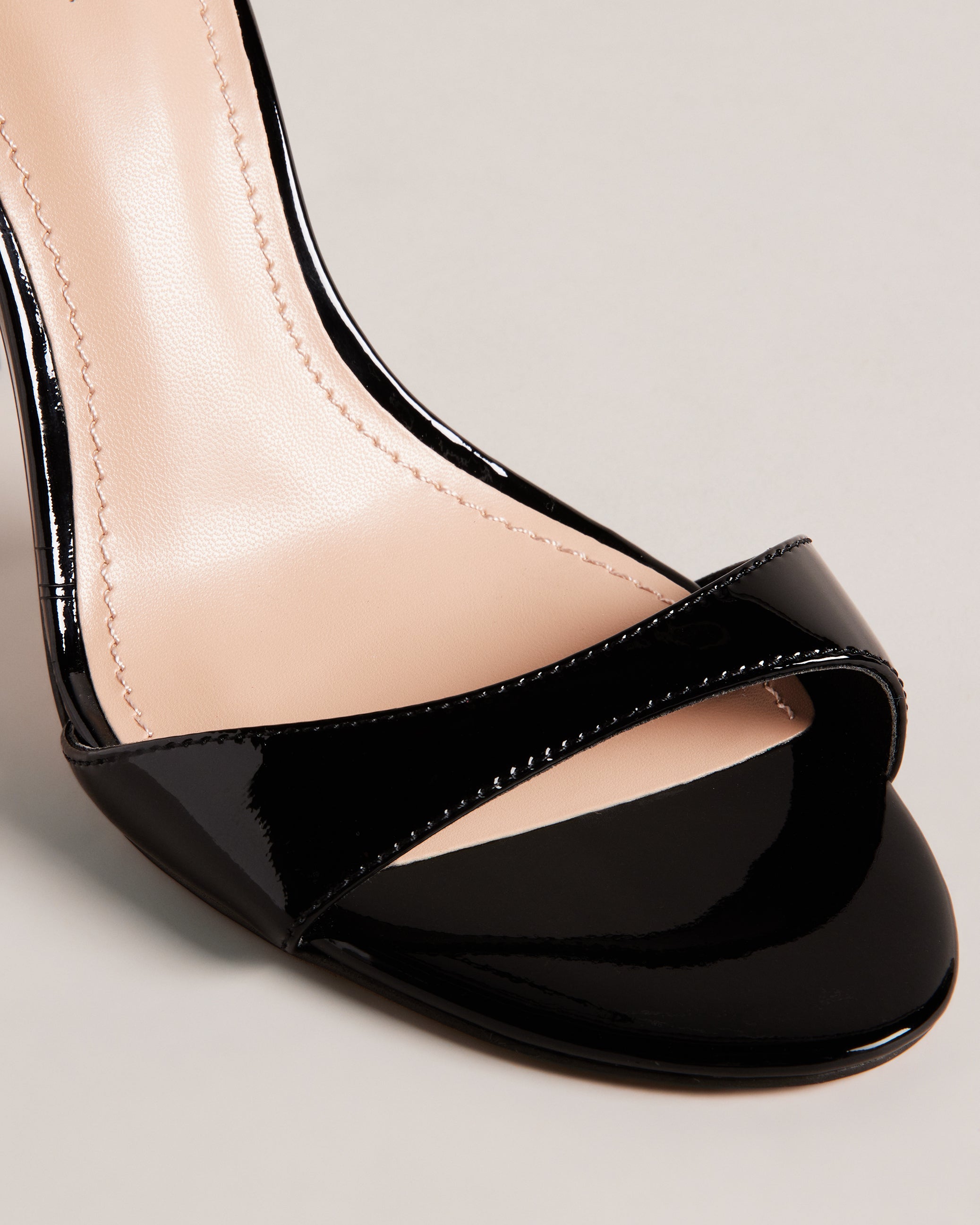 Helmia Patent 103Mm Ankle Strap Sandal Black