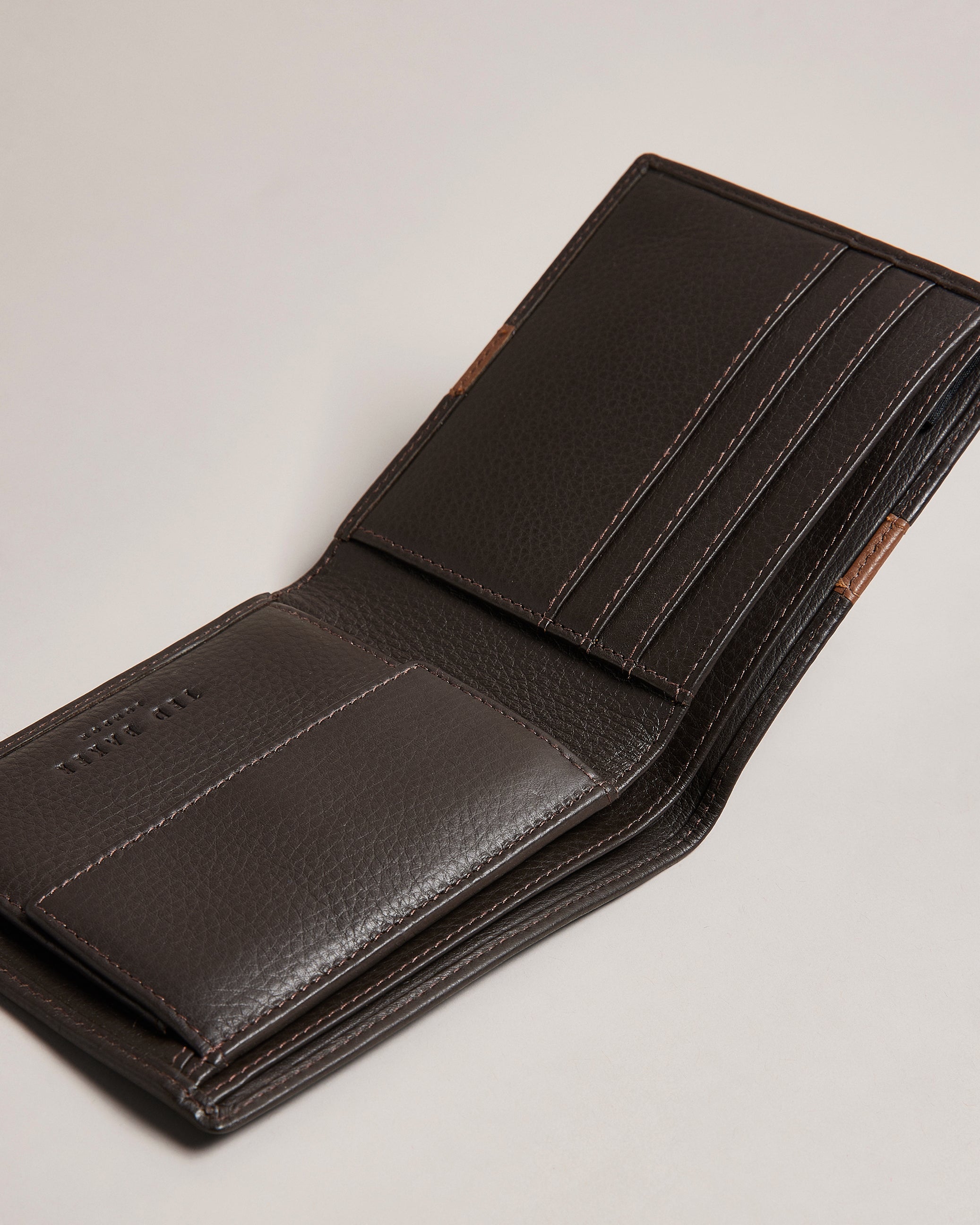 Evon Striped Bifold Wallet Brn-Choc