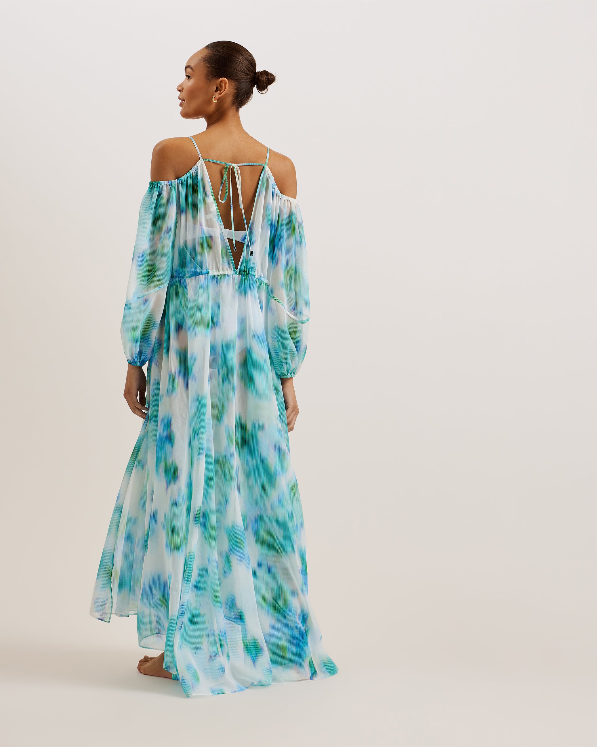 Meriann Maxi Cover Up With Cold Shoulder Ivory