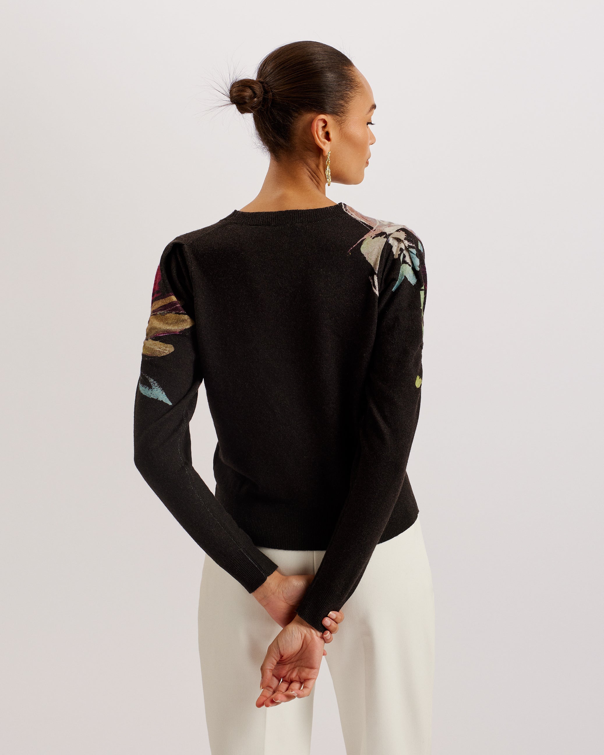 Magarit Pleated Long Sleeve Printed Sweater Black