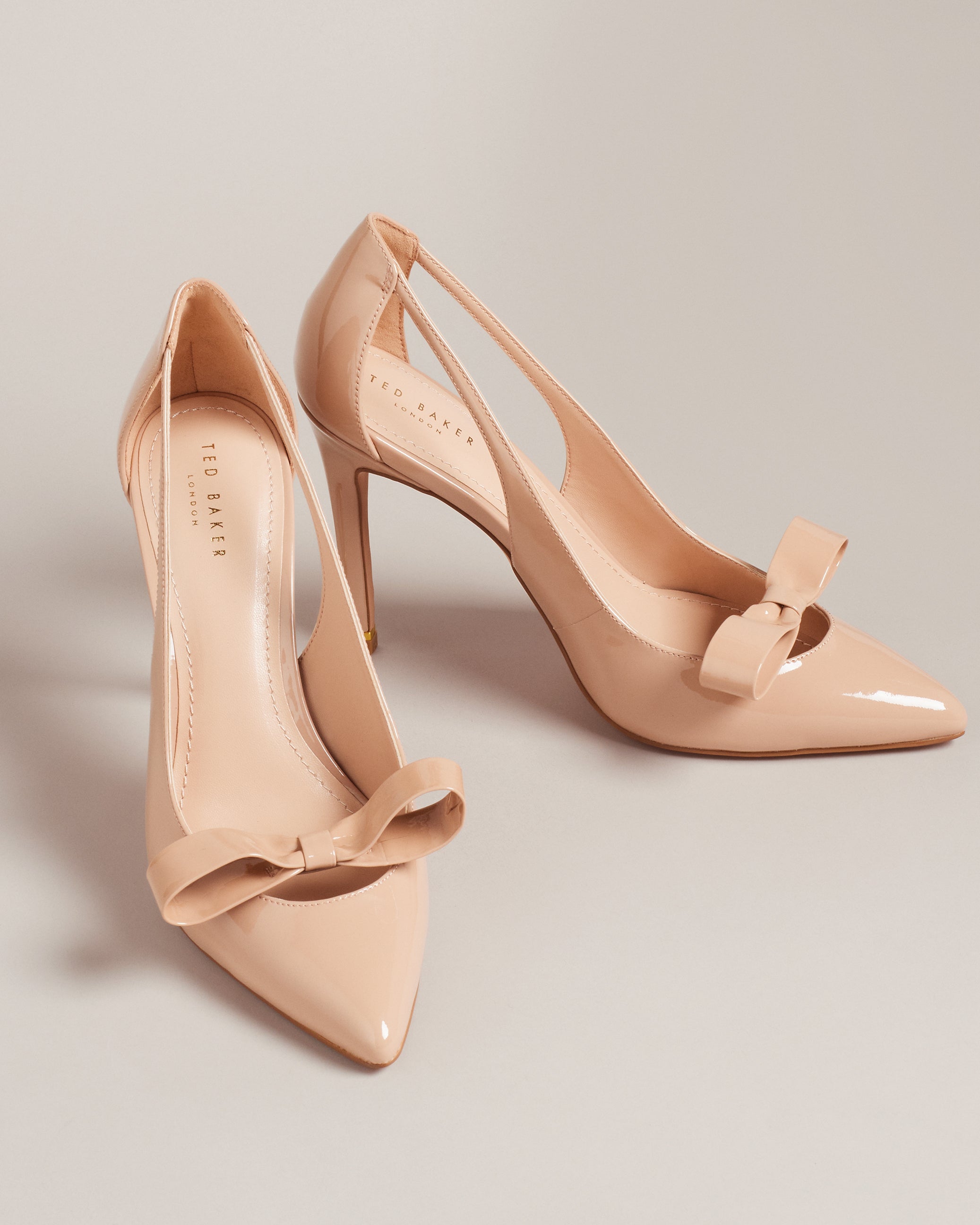 Orliney Patent Bow 100Mm Cut Out Detail Court Nude
