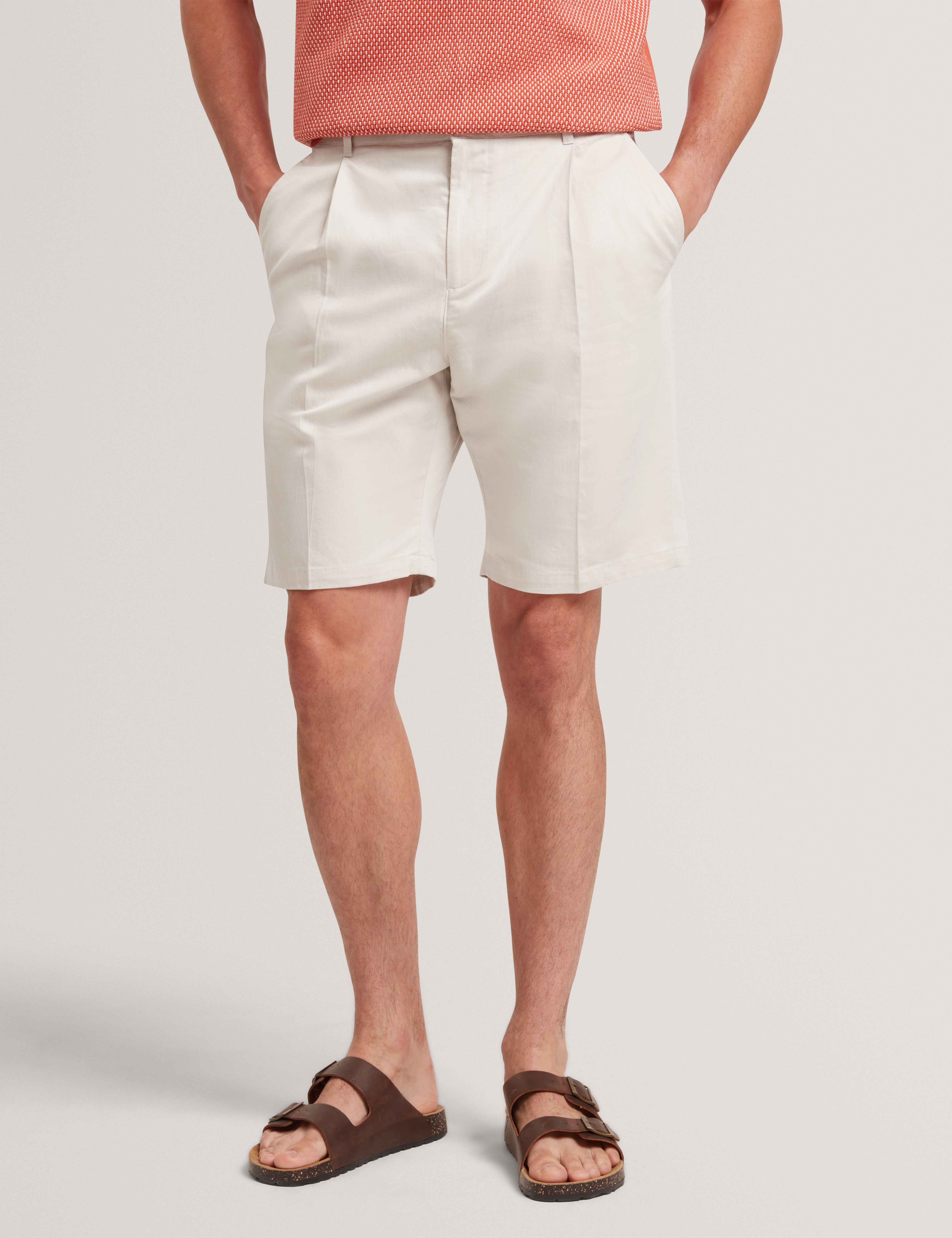 Murley Cotton Linen Pleated Short Ecru