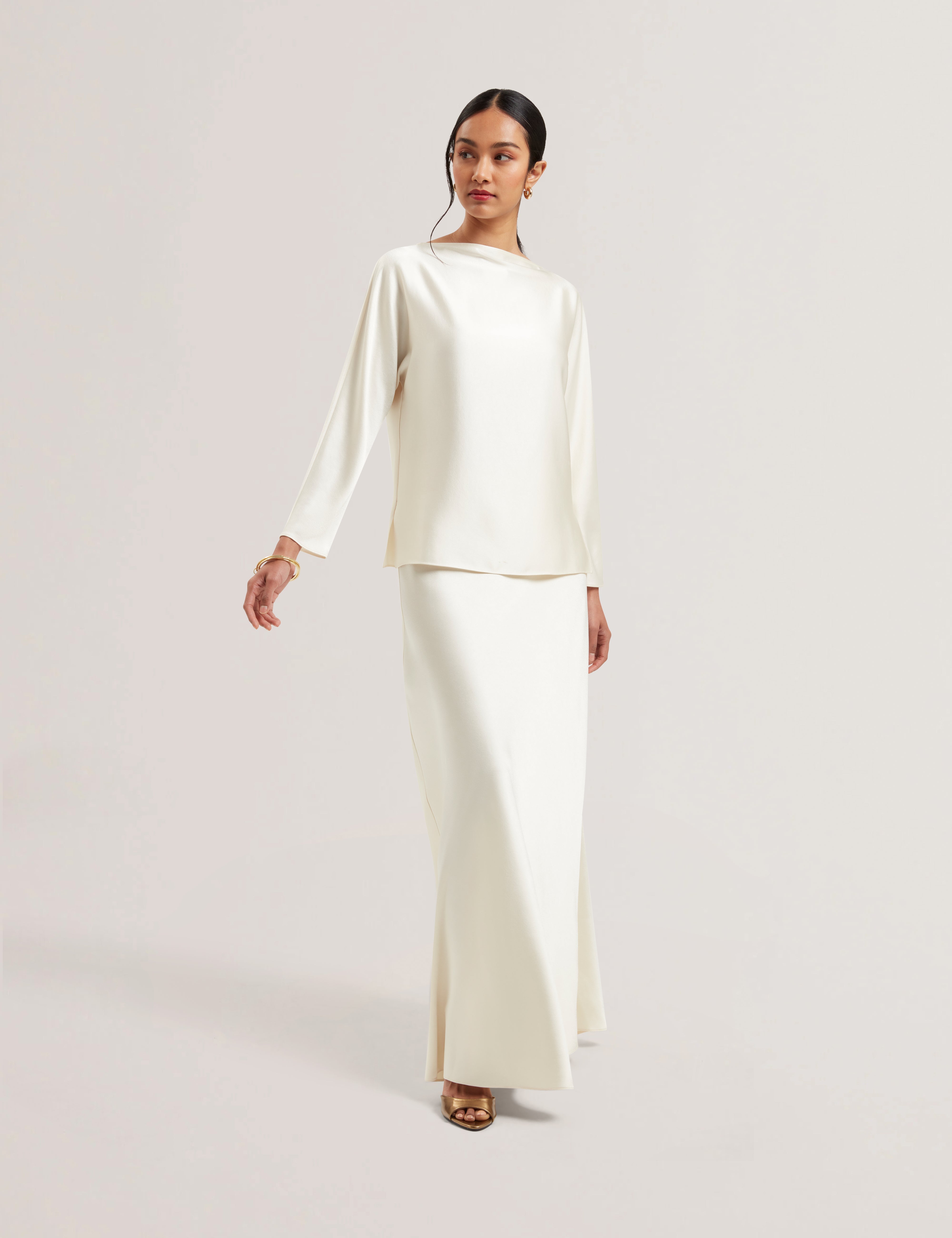 Vouga Slash Neck Satin Top Ivory