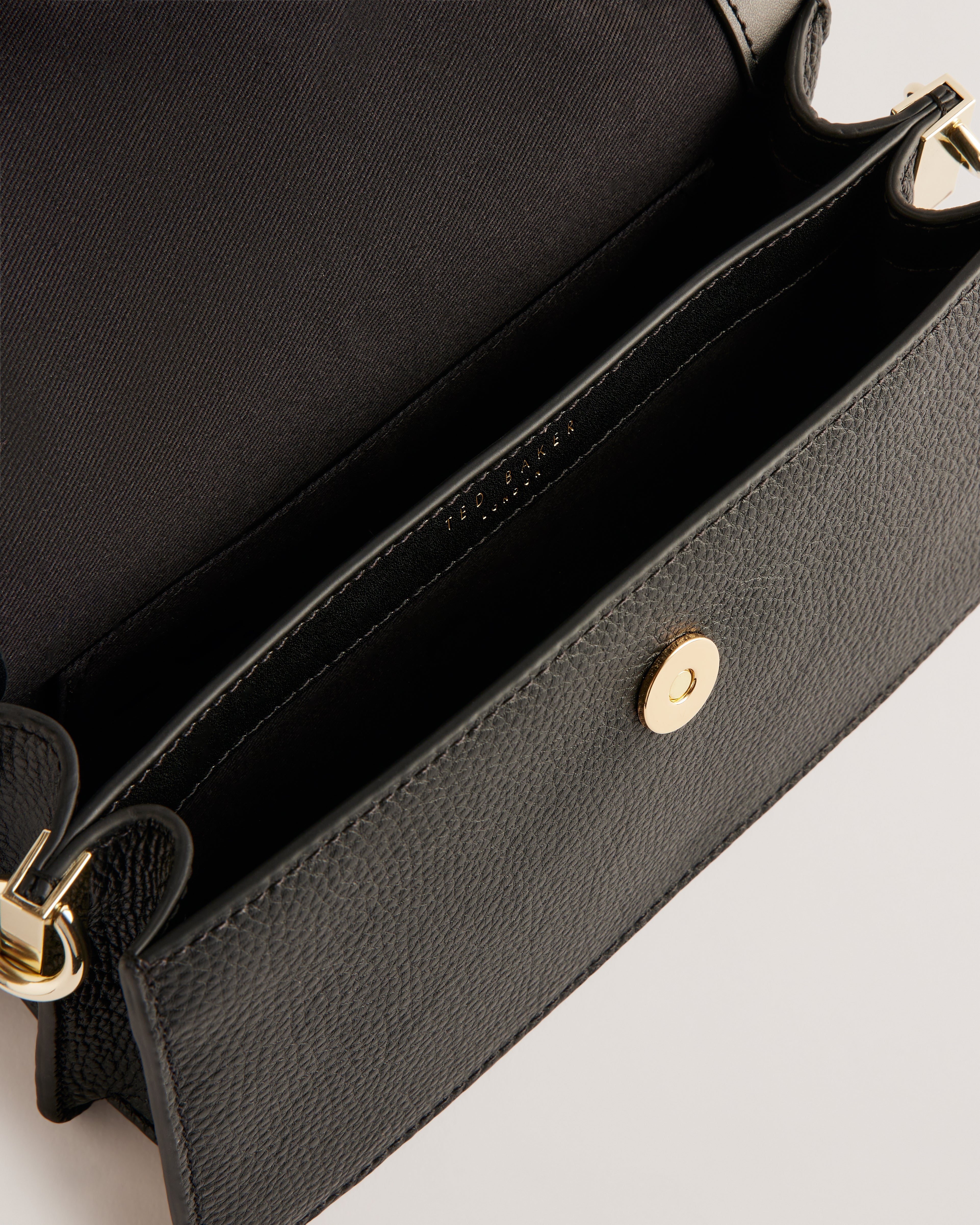 Rosly Bar Detail Elongated Top Handle Bag Black