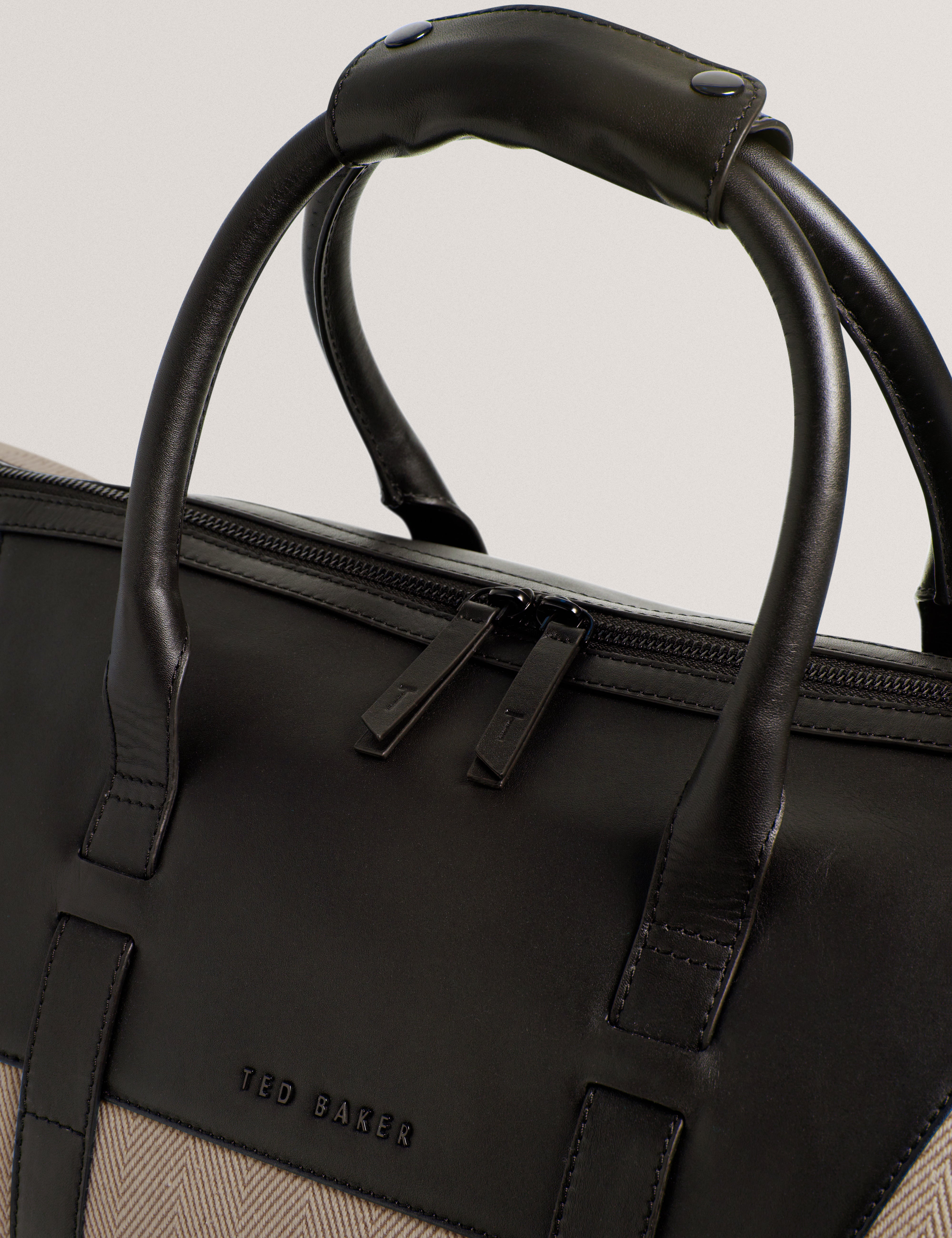 Calumm Herringbone Canvas Small Holdall Bag Natural