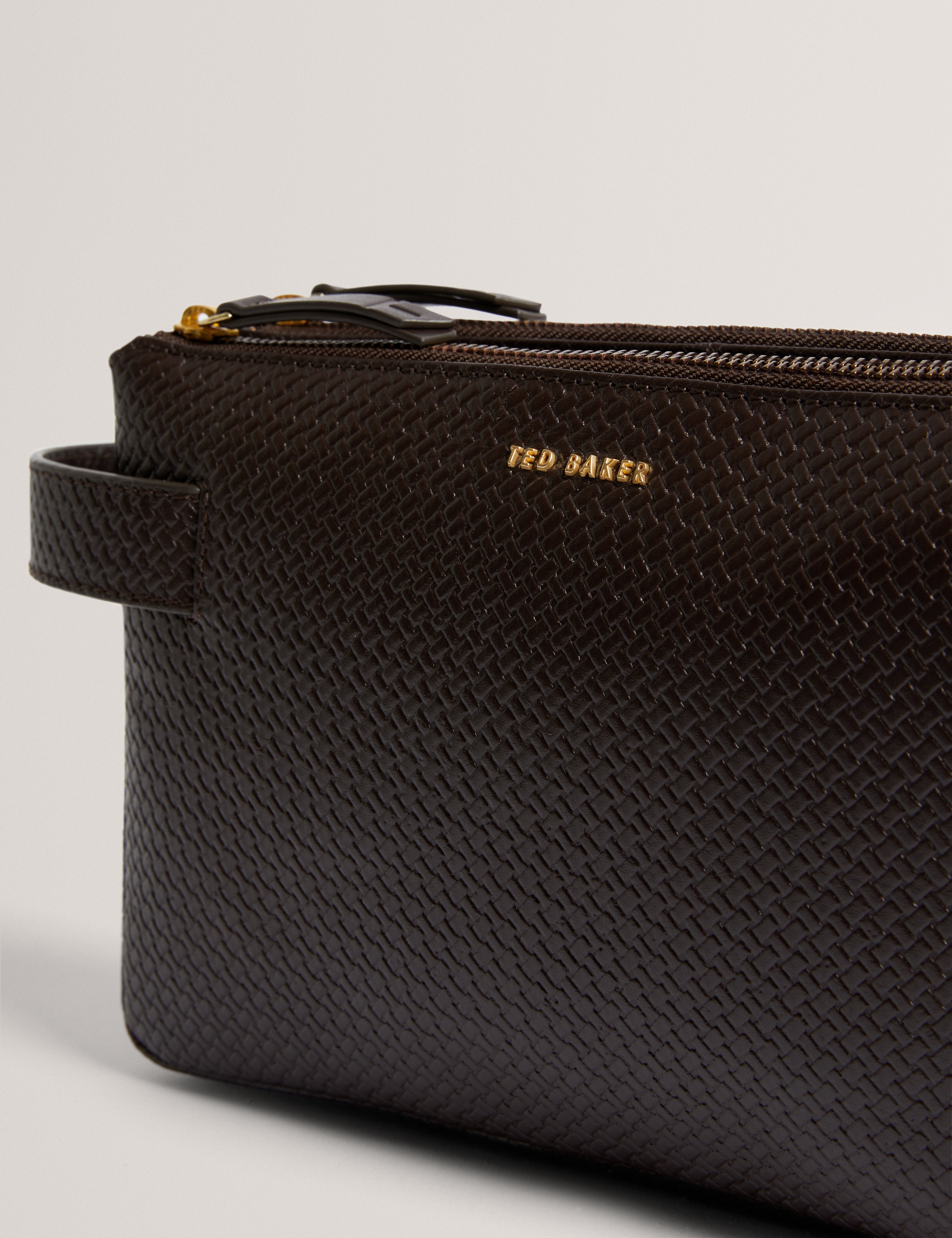Coben Weave Texture Leather Pouch Brn-Choc