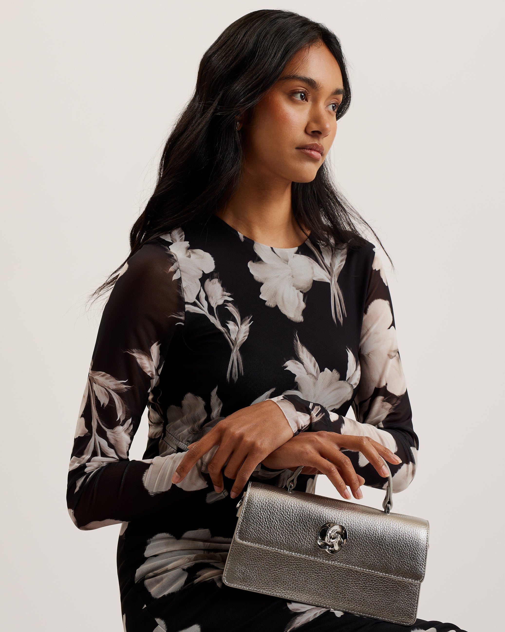 Roszie Rose Detail Elongated Top Handle Bag Silver