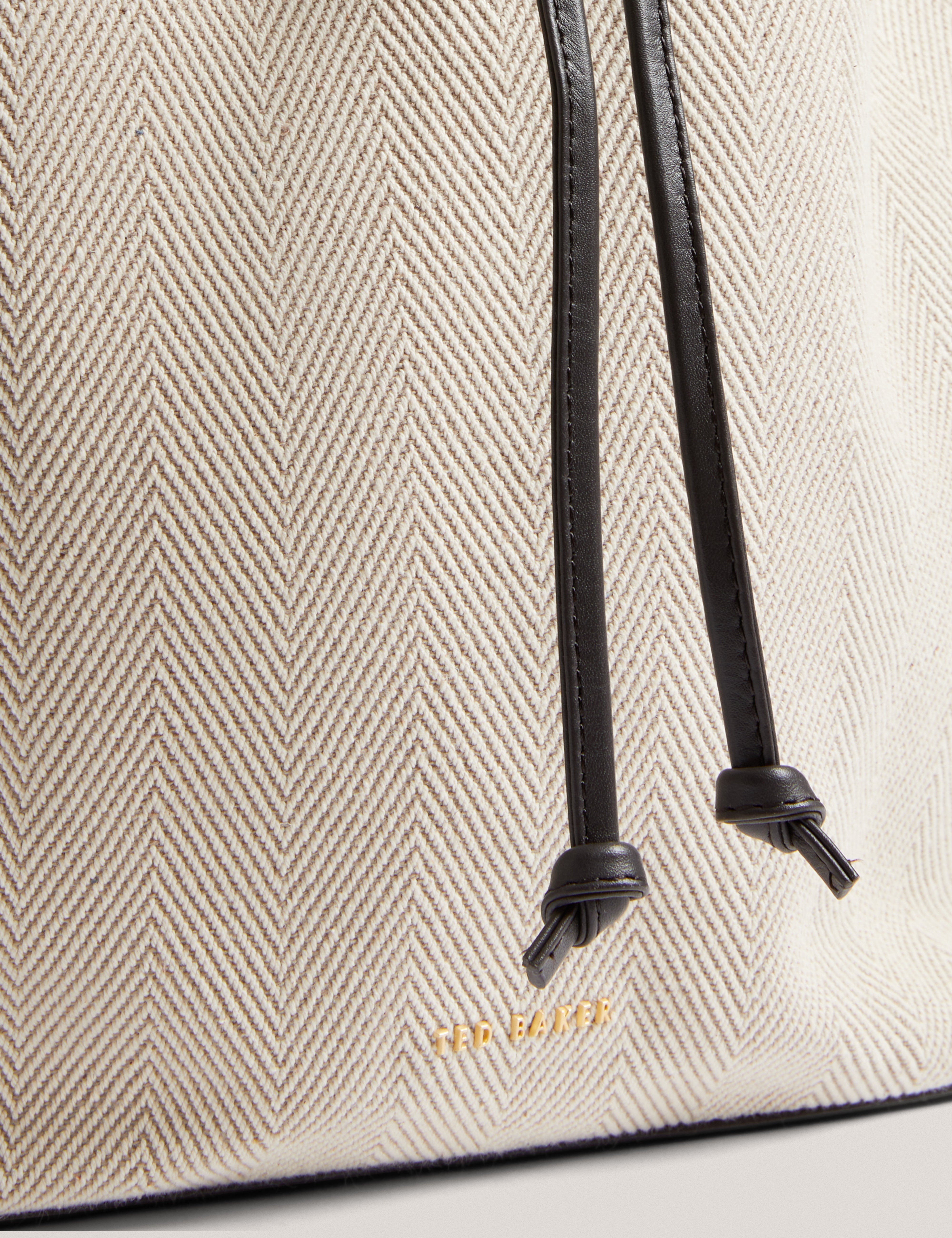 Tashah Belt Detail Canvas Herringbone Bag Brn-Choc