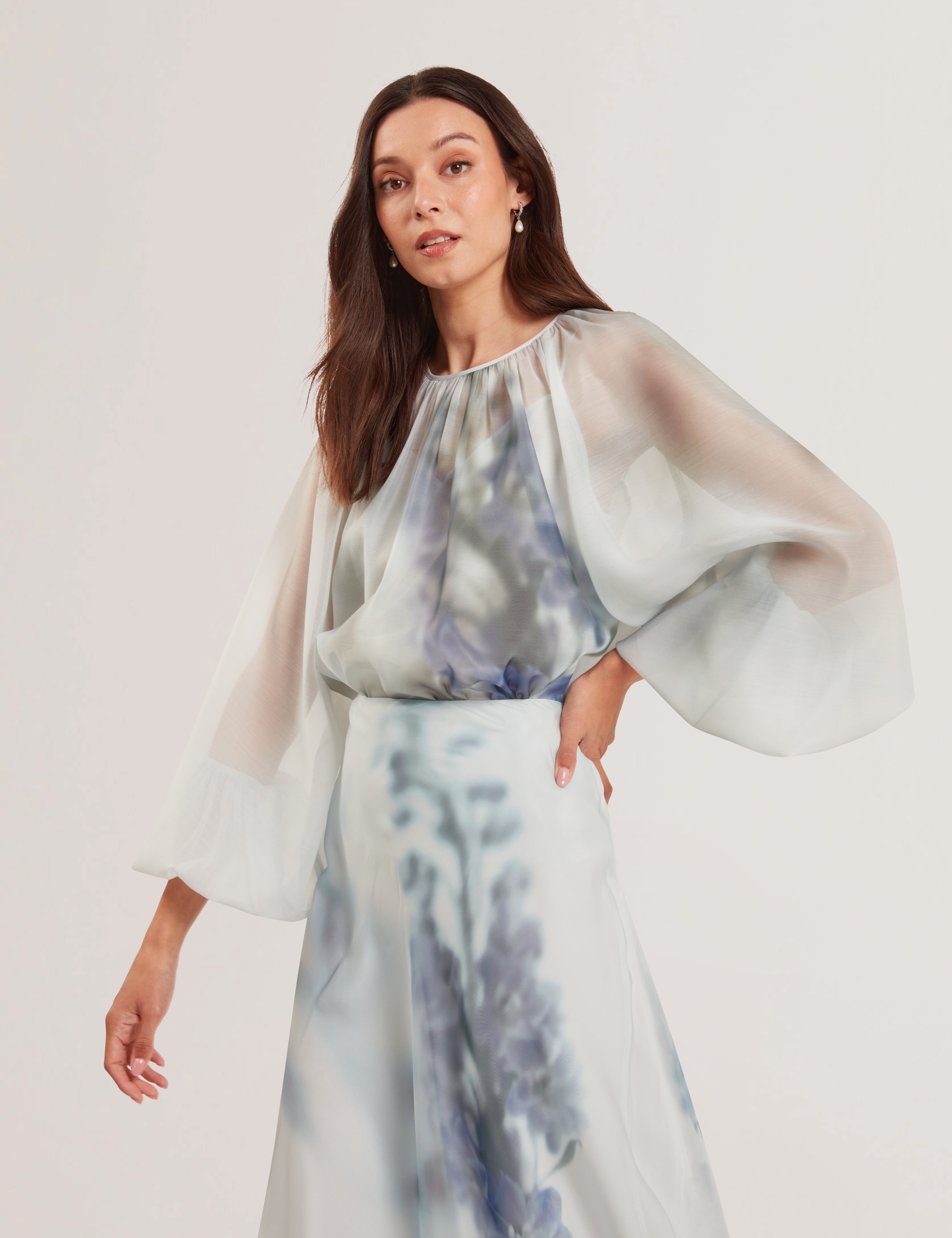 Mylesee Printed Organza Puff Sleeve Blouse Lt-Green