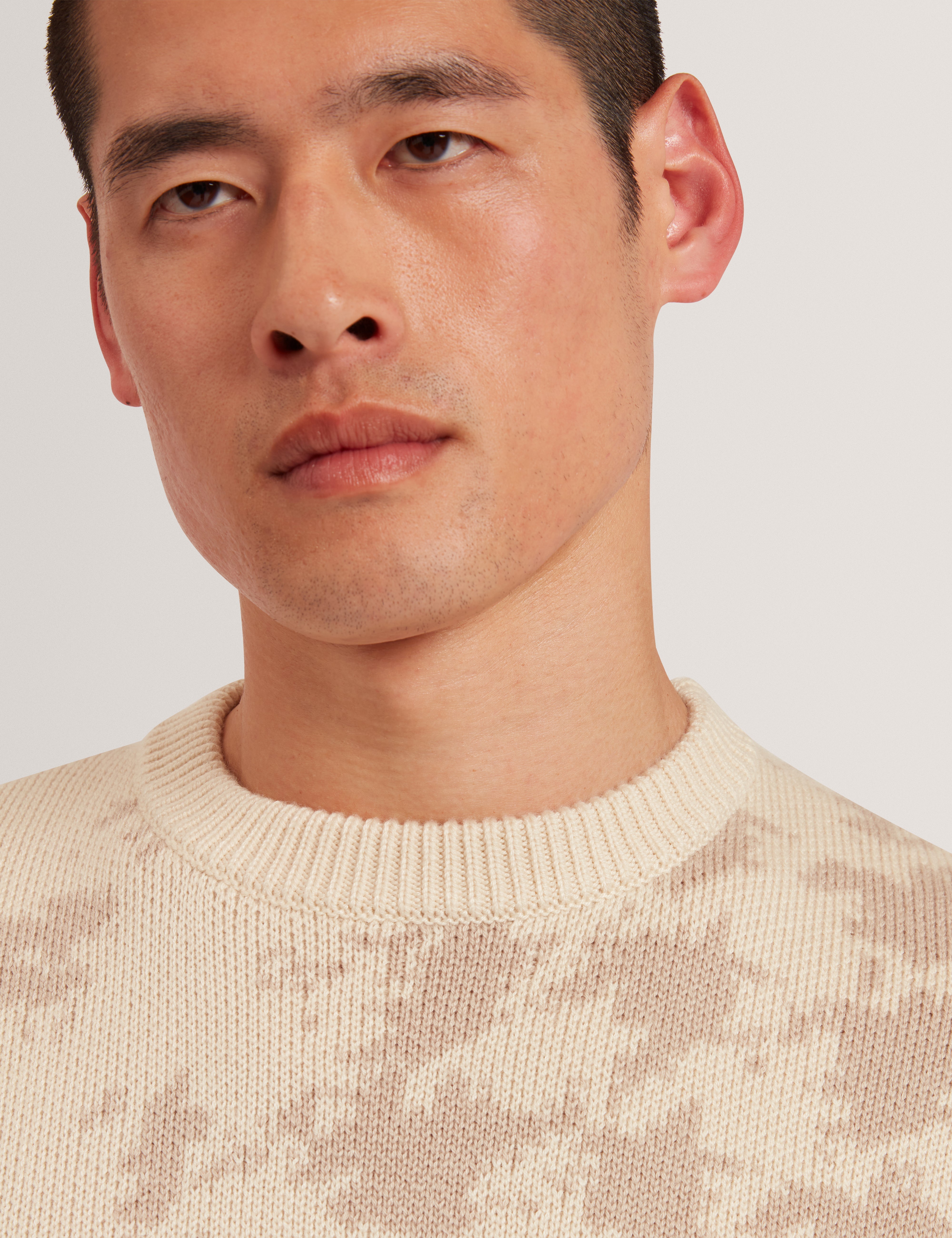 Zendayd Ribbed Houndstooth Crew Neck Ecru