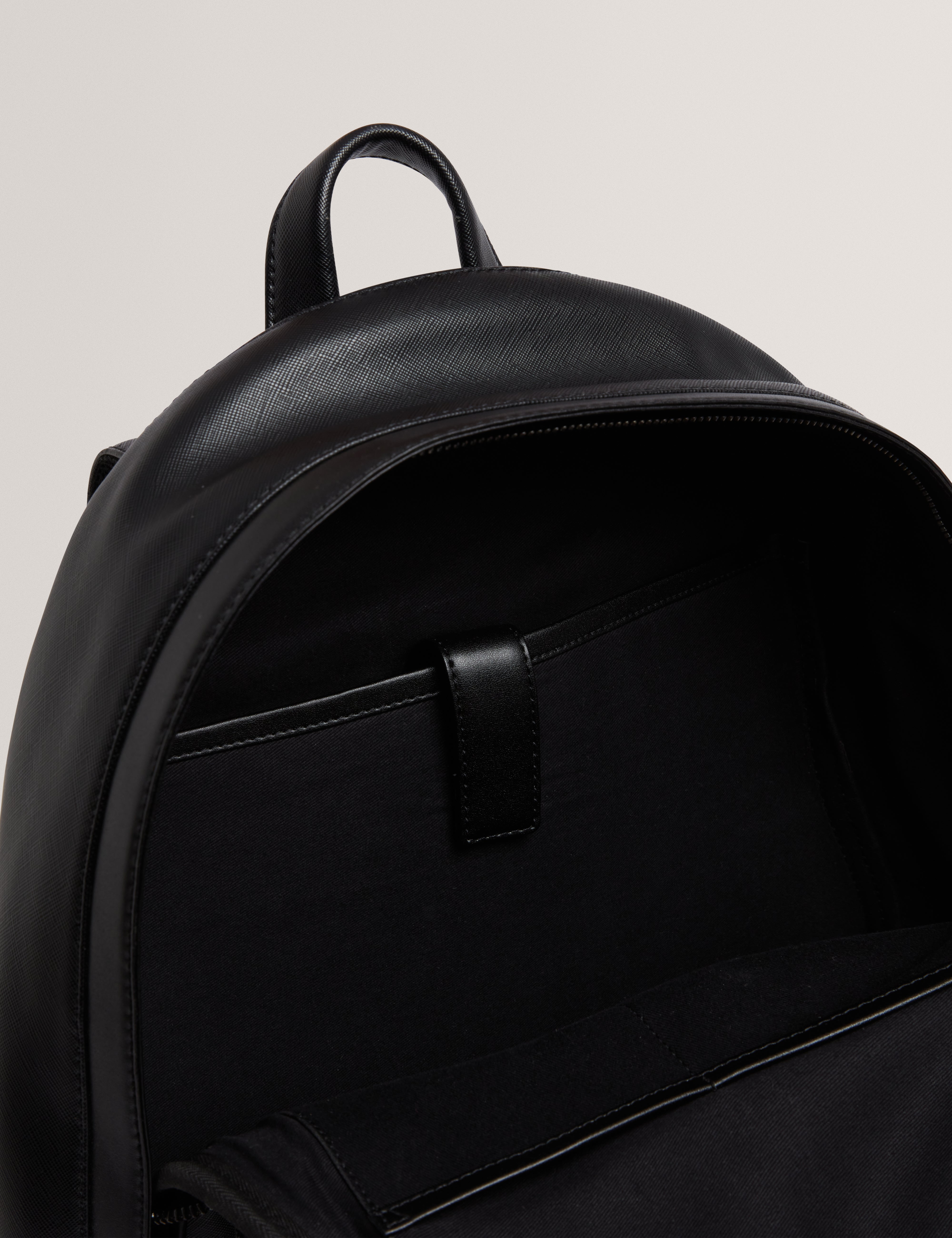 Samsons Tie Bar Detail Pu Backpack Black