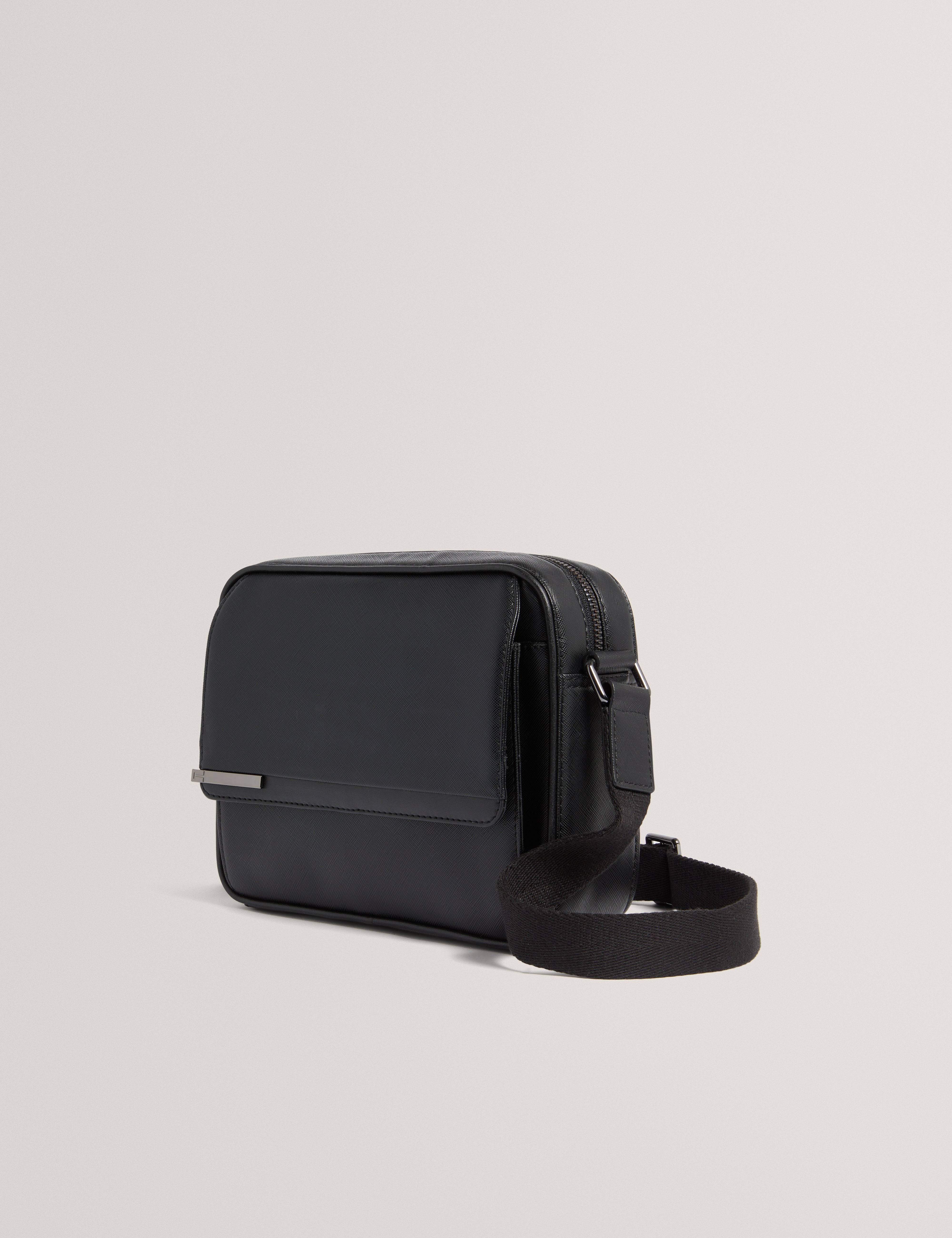 Sampson Tie Bar Detail Pu Messenger Bag Black