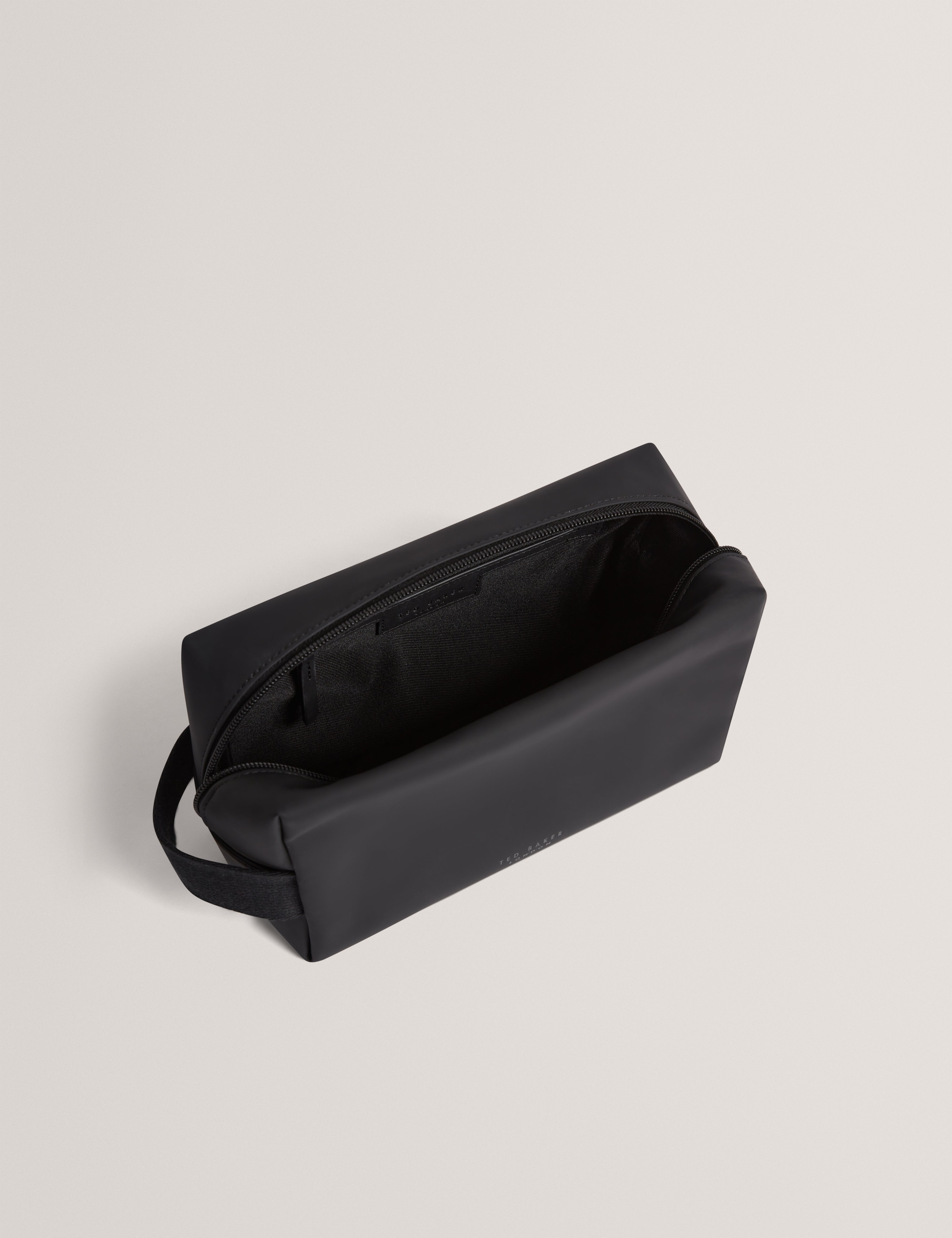 Ryon Rubberised Pu Washbag Black