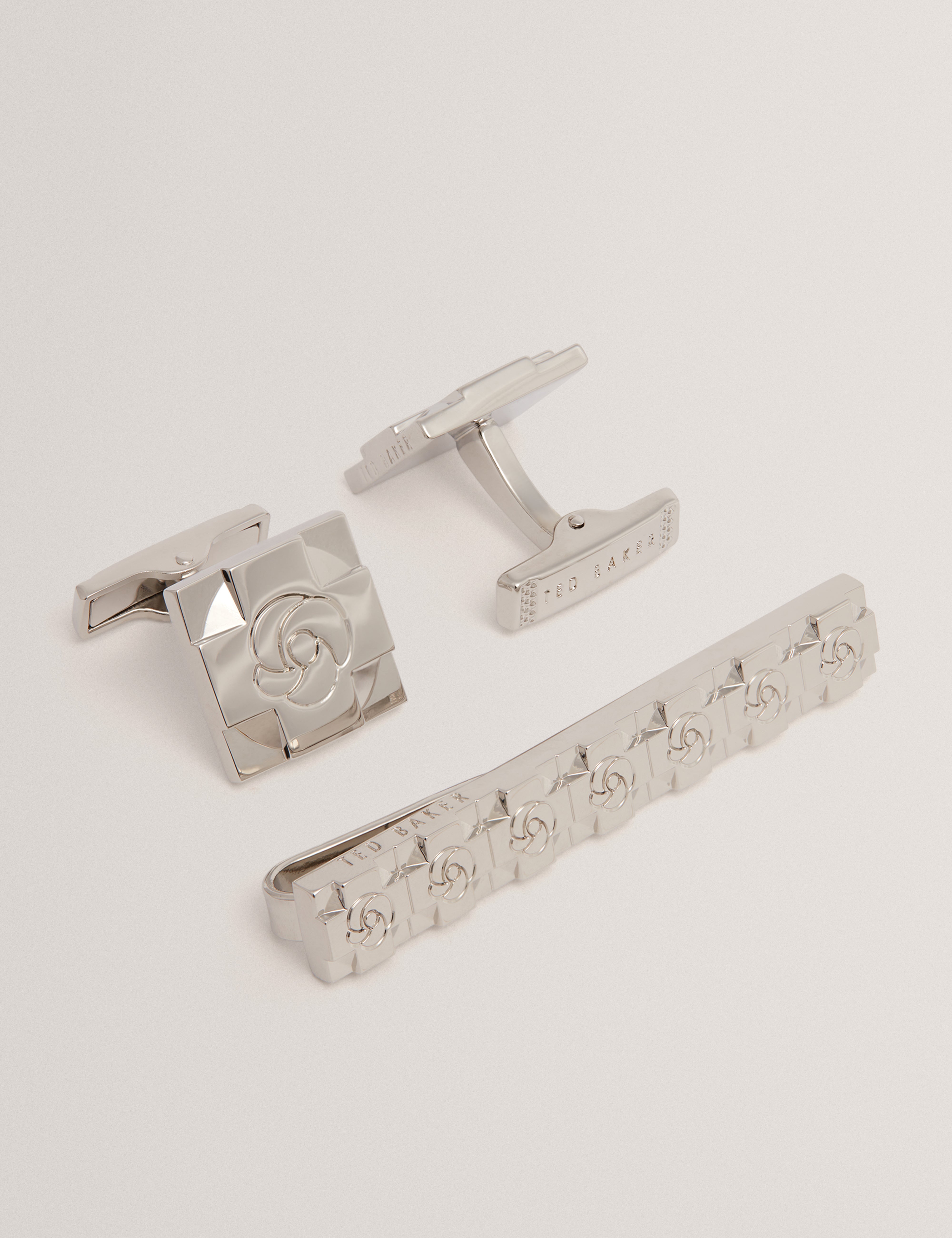 Rosemel Rose Cufflink And Tie Bar Set Silver