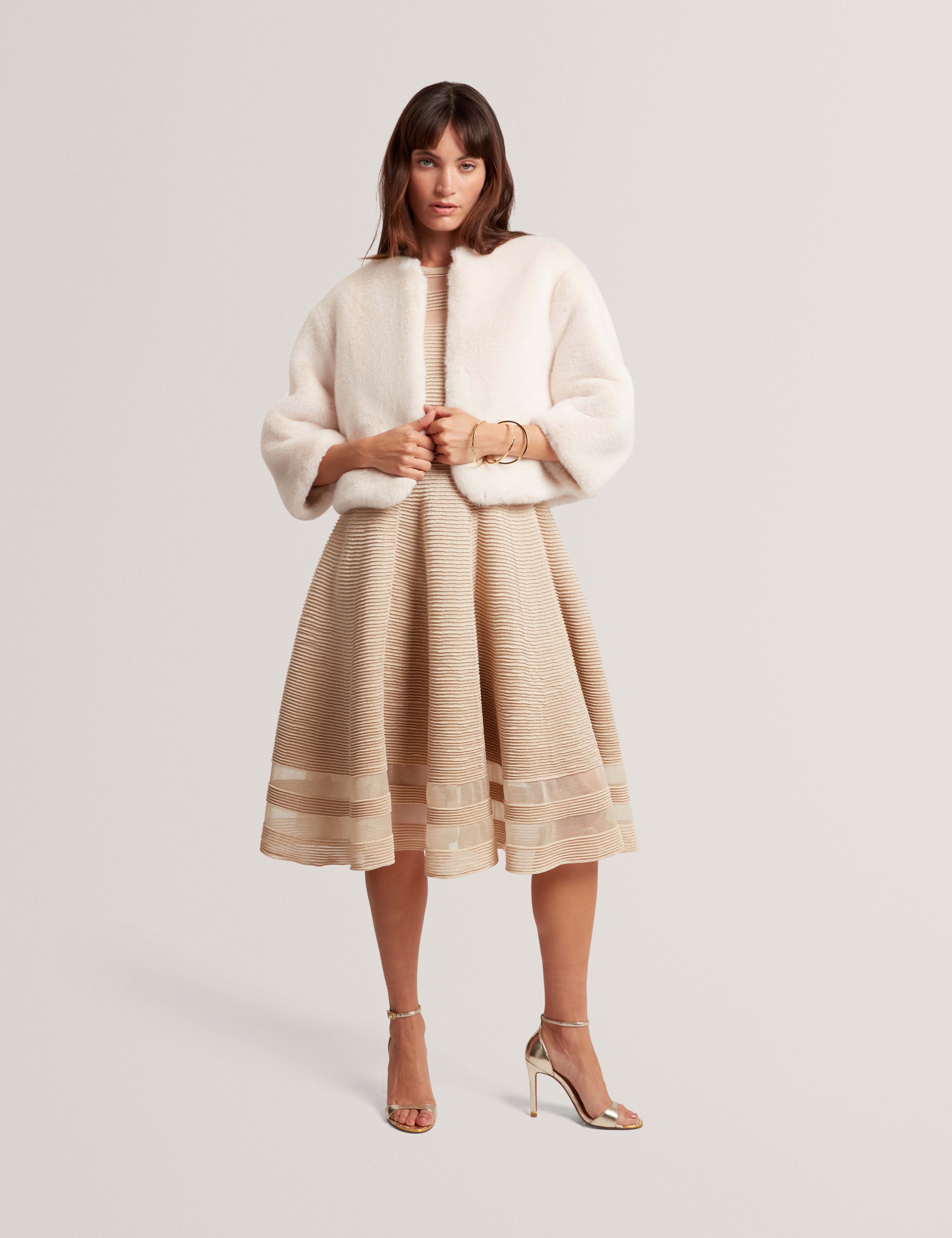 Primmra Cropped Faux Fur Jacket Nat-Ivory